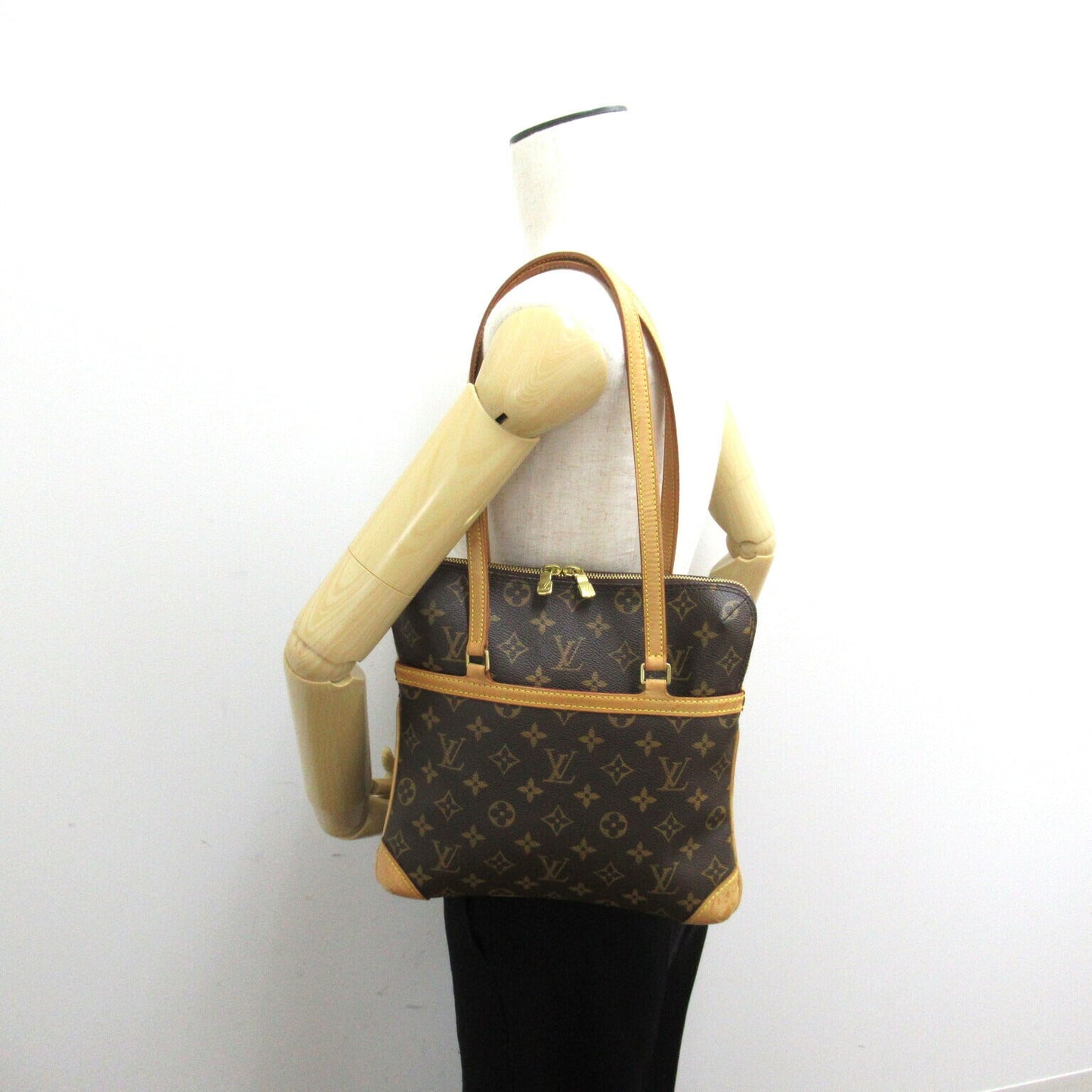 Louis Vuitton Coussin GM Shoulder Bag M51141