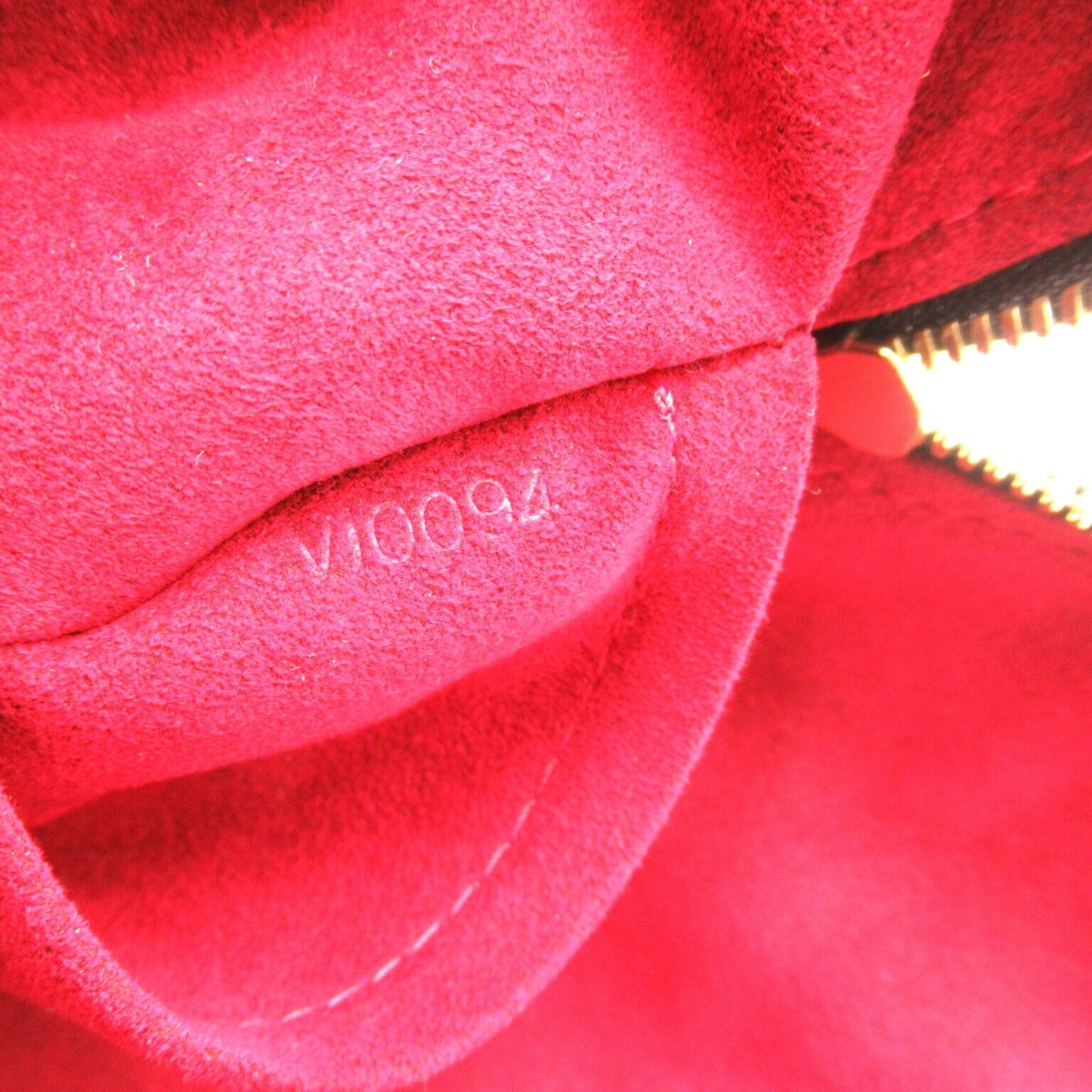 Louis Vuitton Coussin GM Shoulder Bag M51141