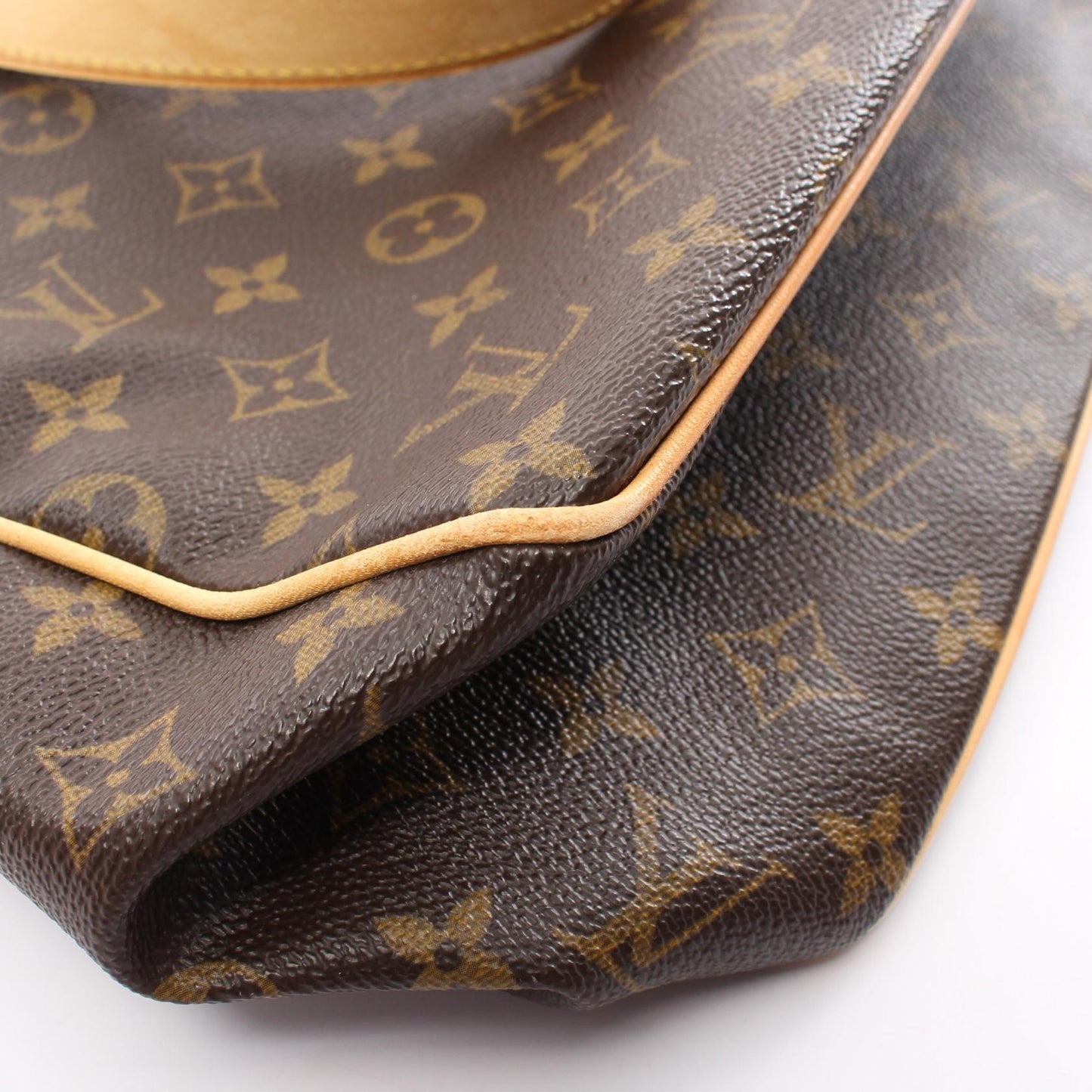 Louis Vuitton Batignolles Vertical Tote Bag M51153