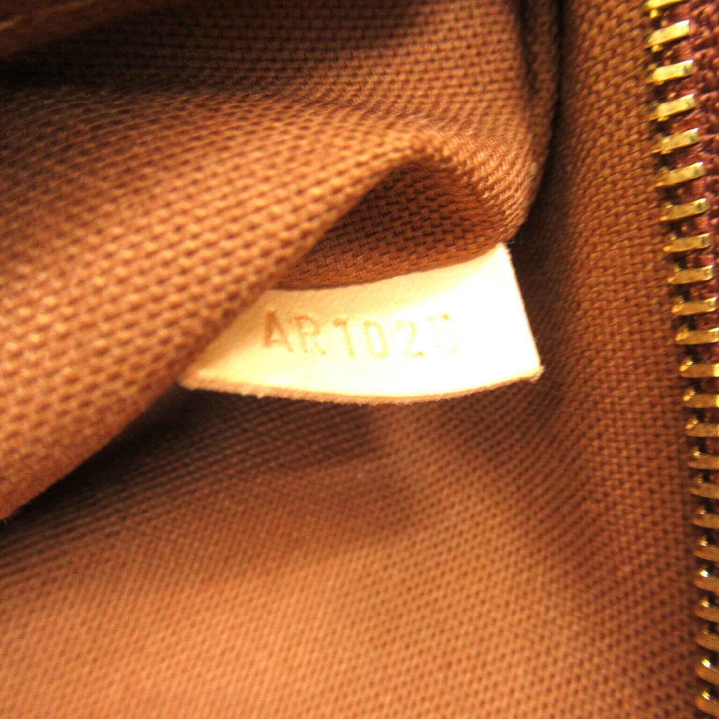 Louis Vuitton Batignolles Horizontal Tote Bag M51154