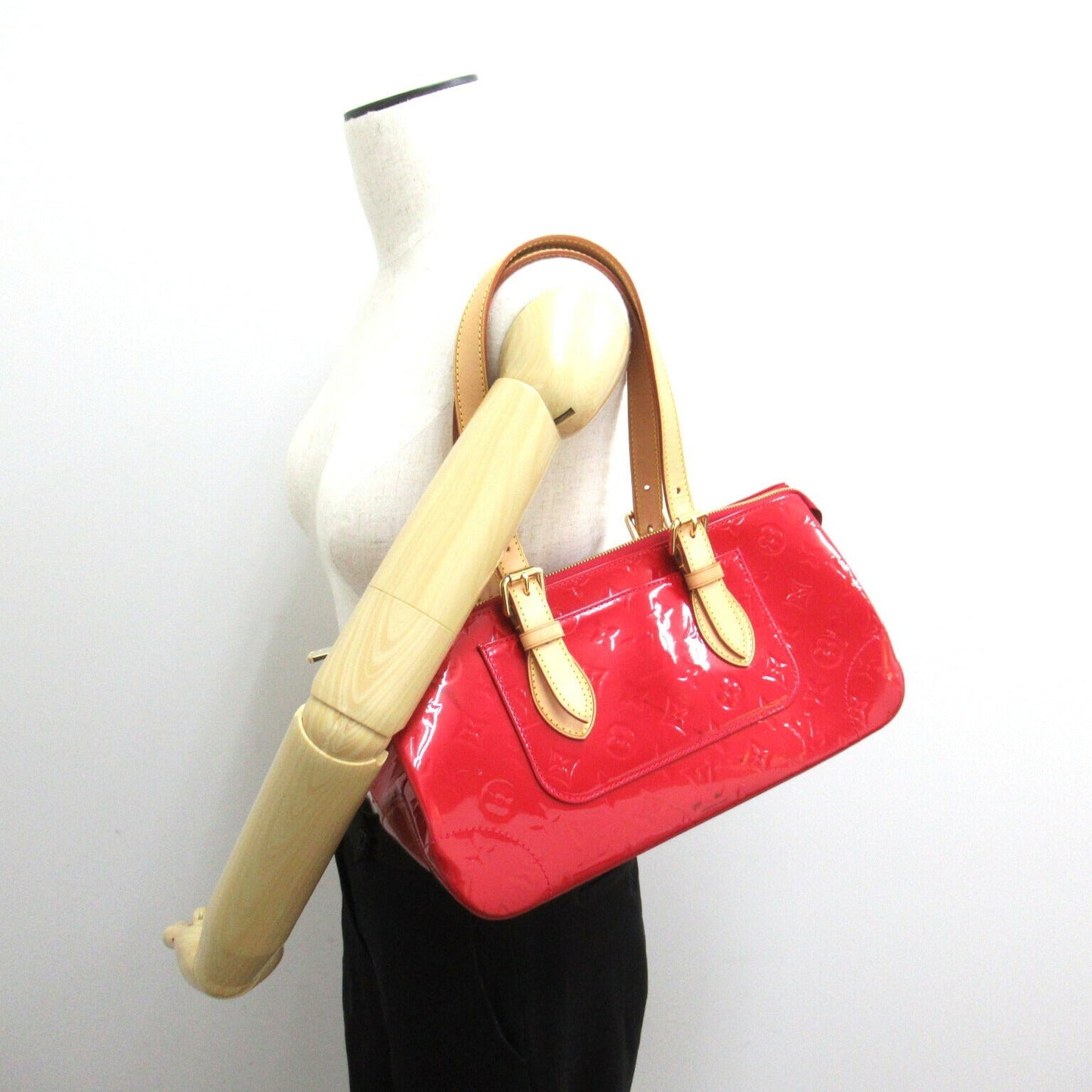 Louis Vuitton Vernis Rosewood Avenue Shoulder Bag M93507