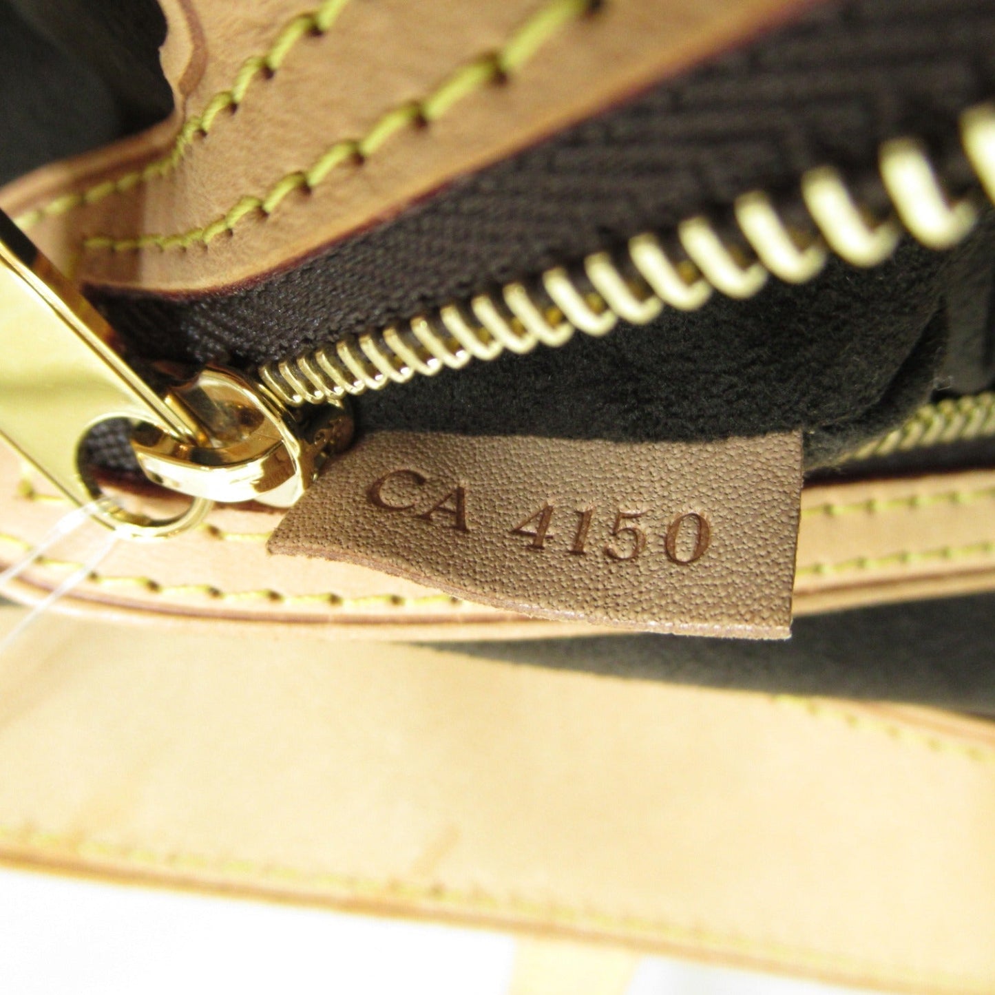 Louis Vuitton Wilshire MM Shoulder Bag Monogram