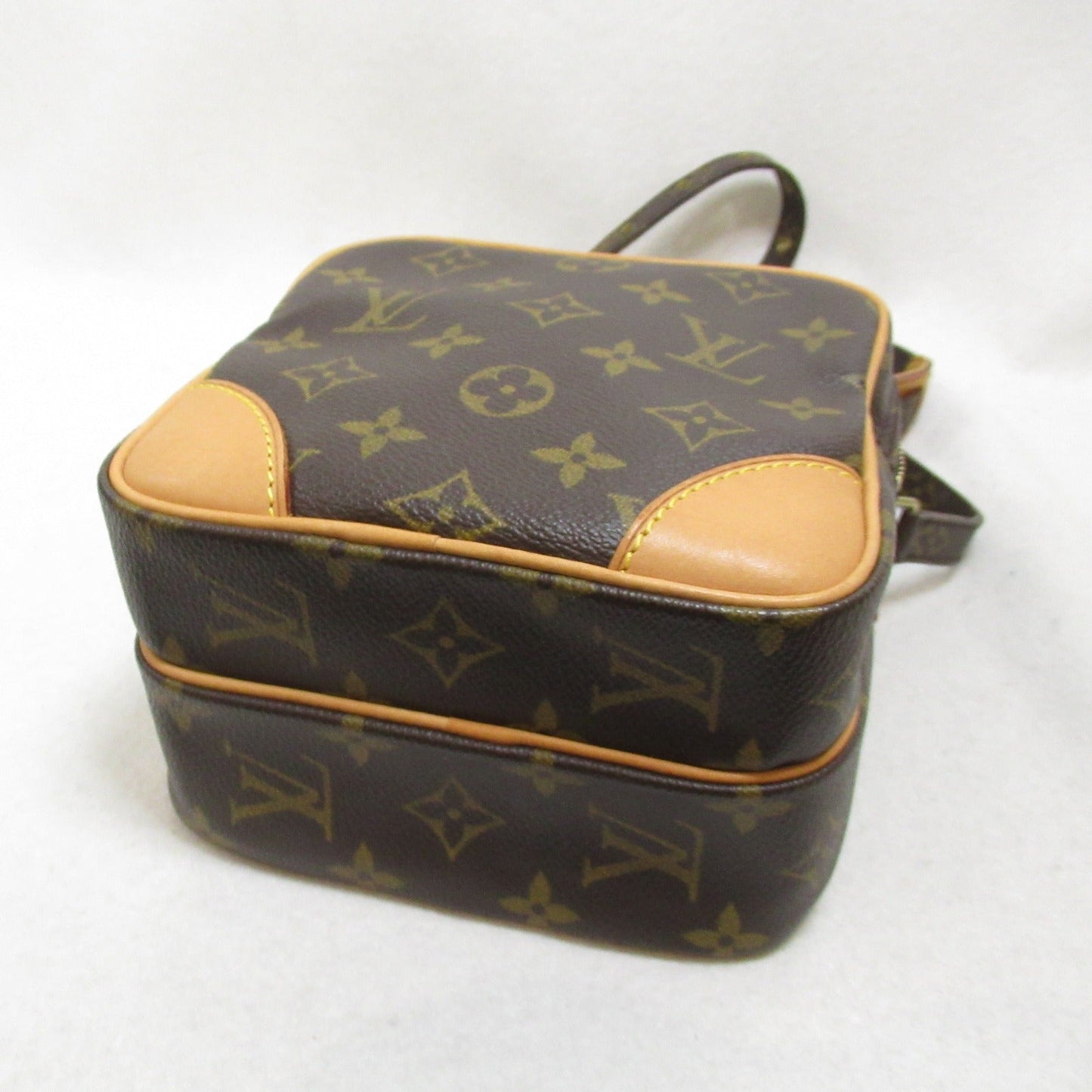 Louis Vuitton Amazon Shoulder Bag Monogram Brown