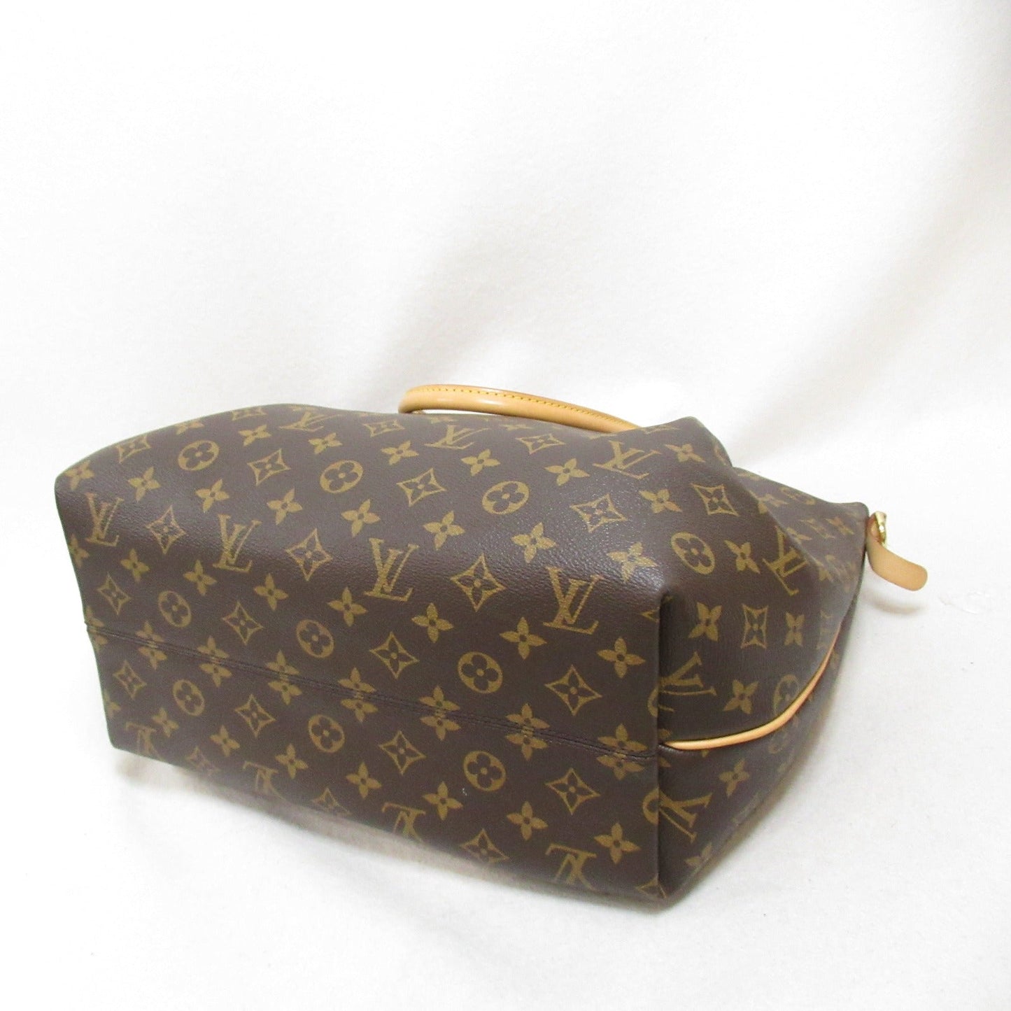 Louis Vuitton Turenne GM Shoulder Bag Brown