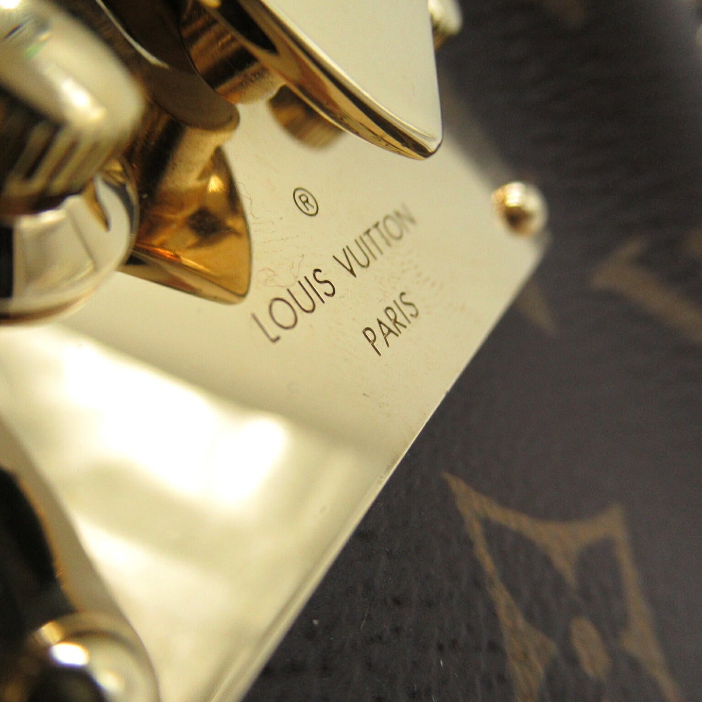 Louis Vuitton Monogram Clutch Shoulder Bag M46544