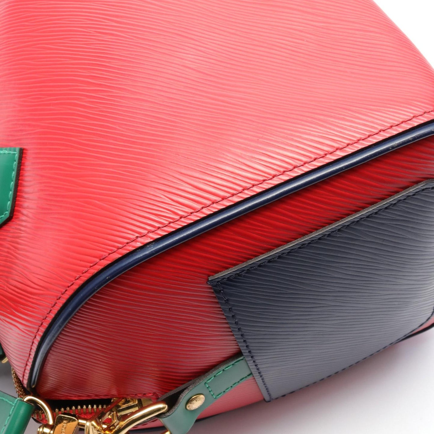 Louis Vuitton Epi Leather Speedy Bandouliere 25 Handbag