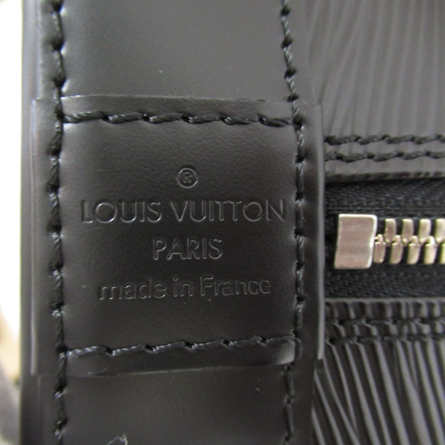 Louis Vuitton Alma PM Leather Handbag M40302