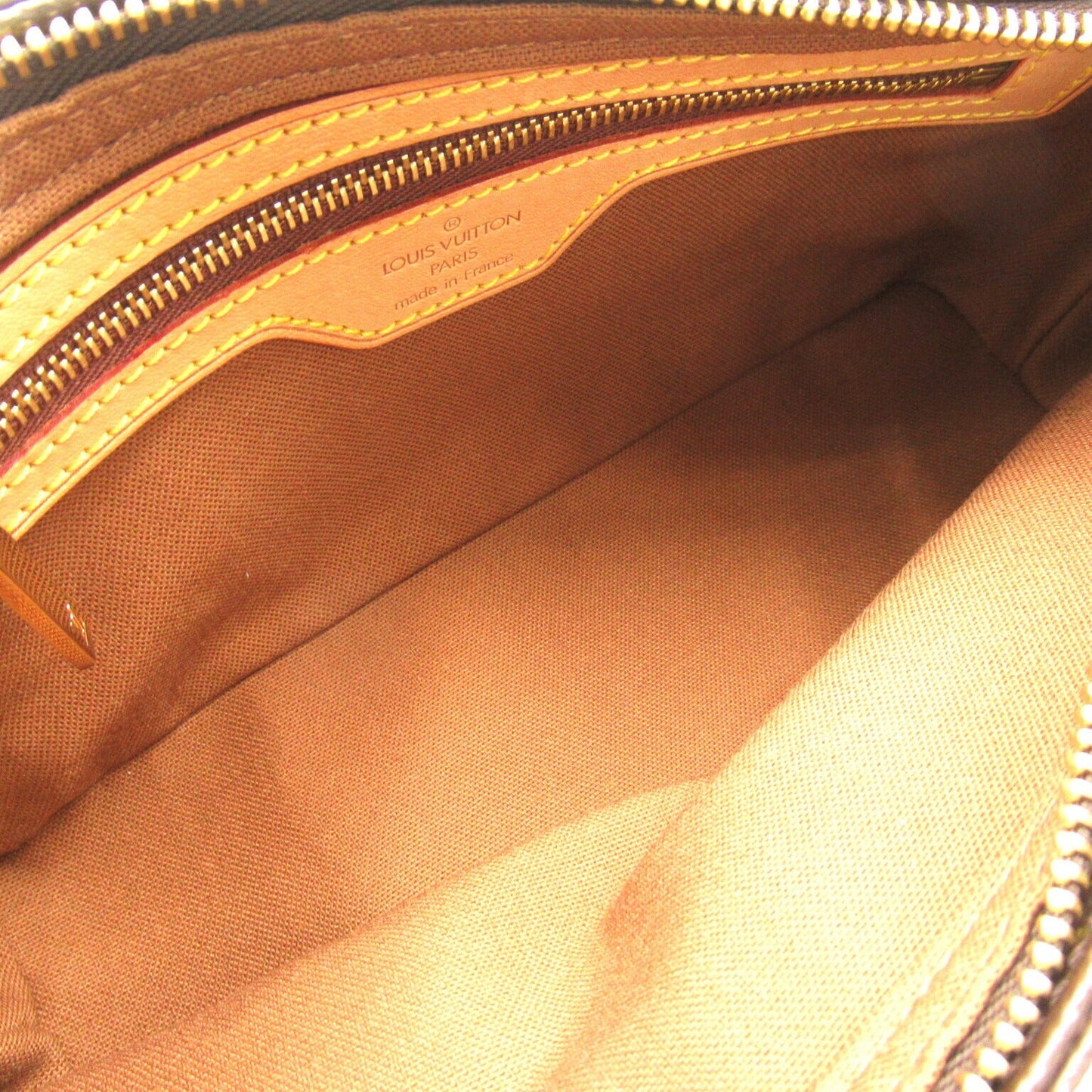 Louis Vuitton Trotter Monogram Shoulder Bag M51240