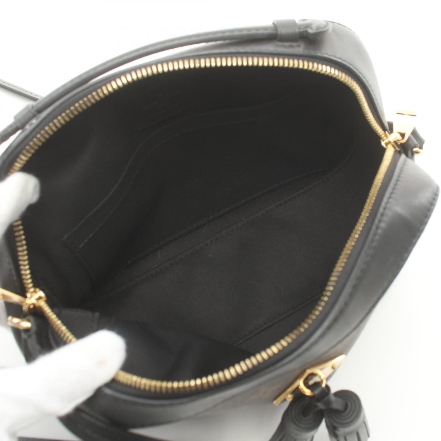 Louis Vuitton Monogram Noir Shoulder Bag M43555