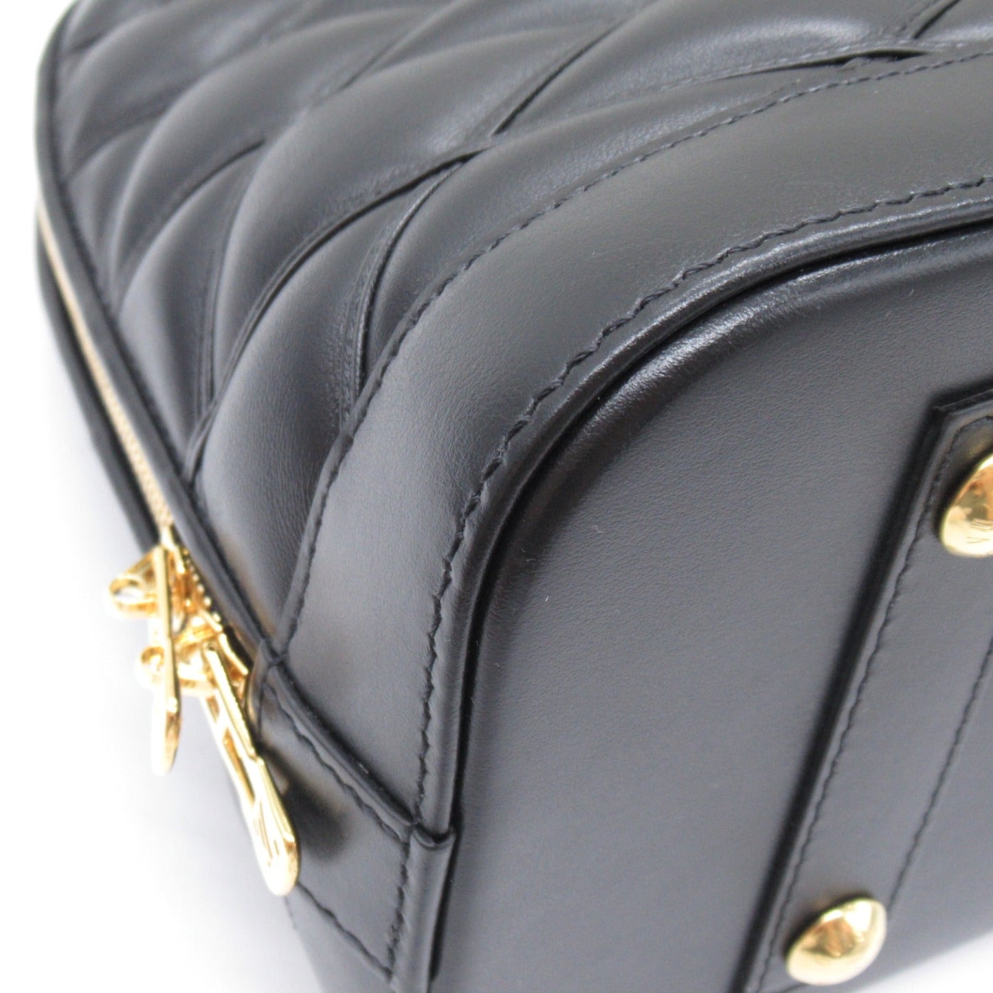 Louis Vuitton Alma PM Lambskin Handbag M23688