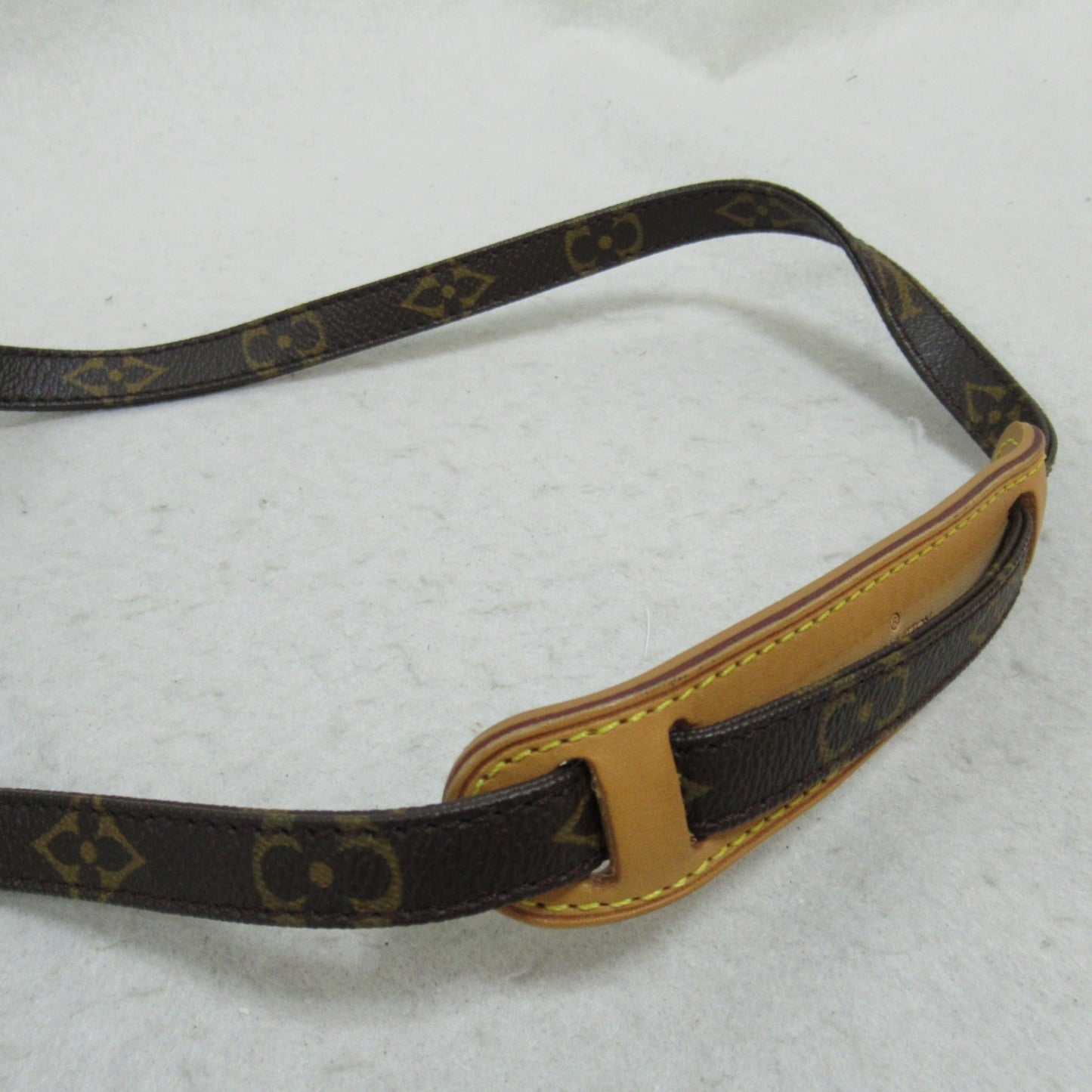 Louis Vuitton Monogram Pochette Shoulder Bag M51828