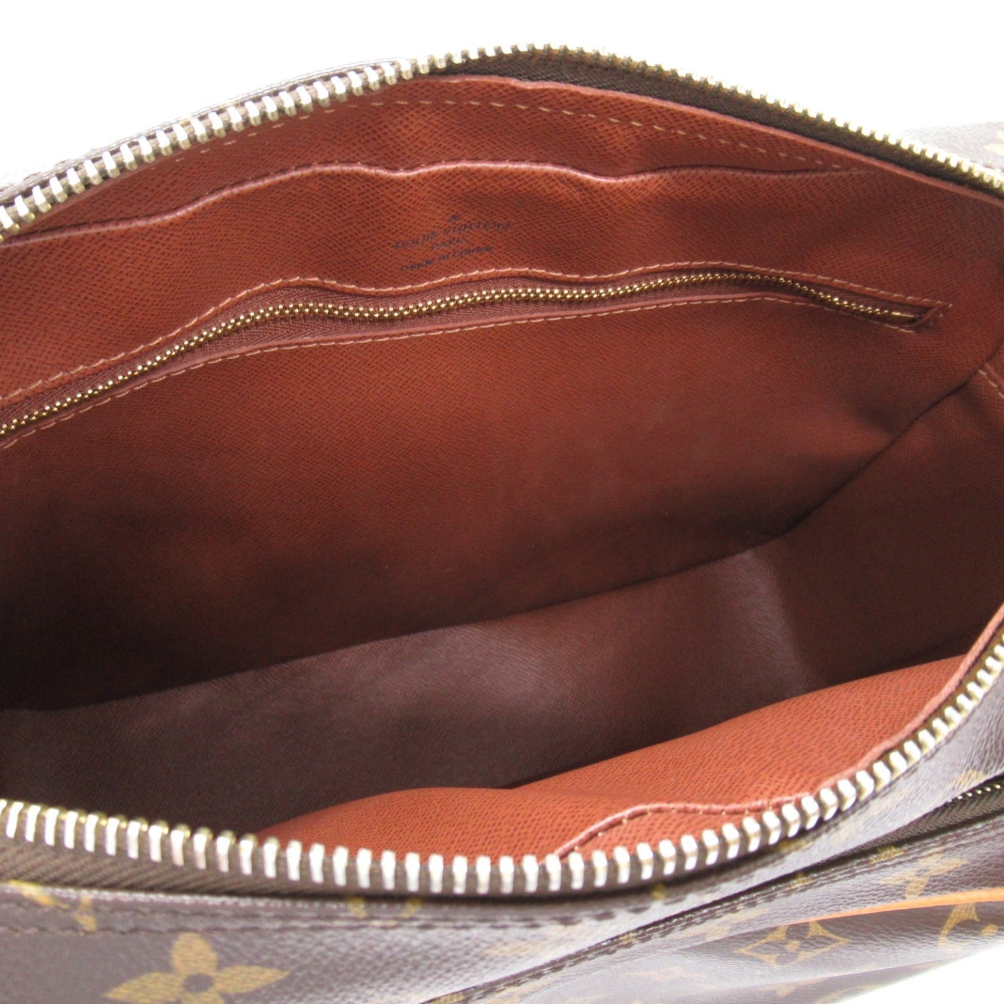 Louis Vuitton Nile Shoulder Bag Monogram M45244