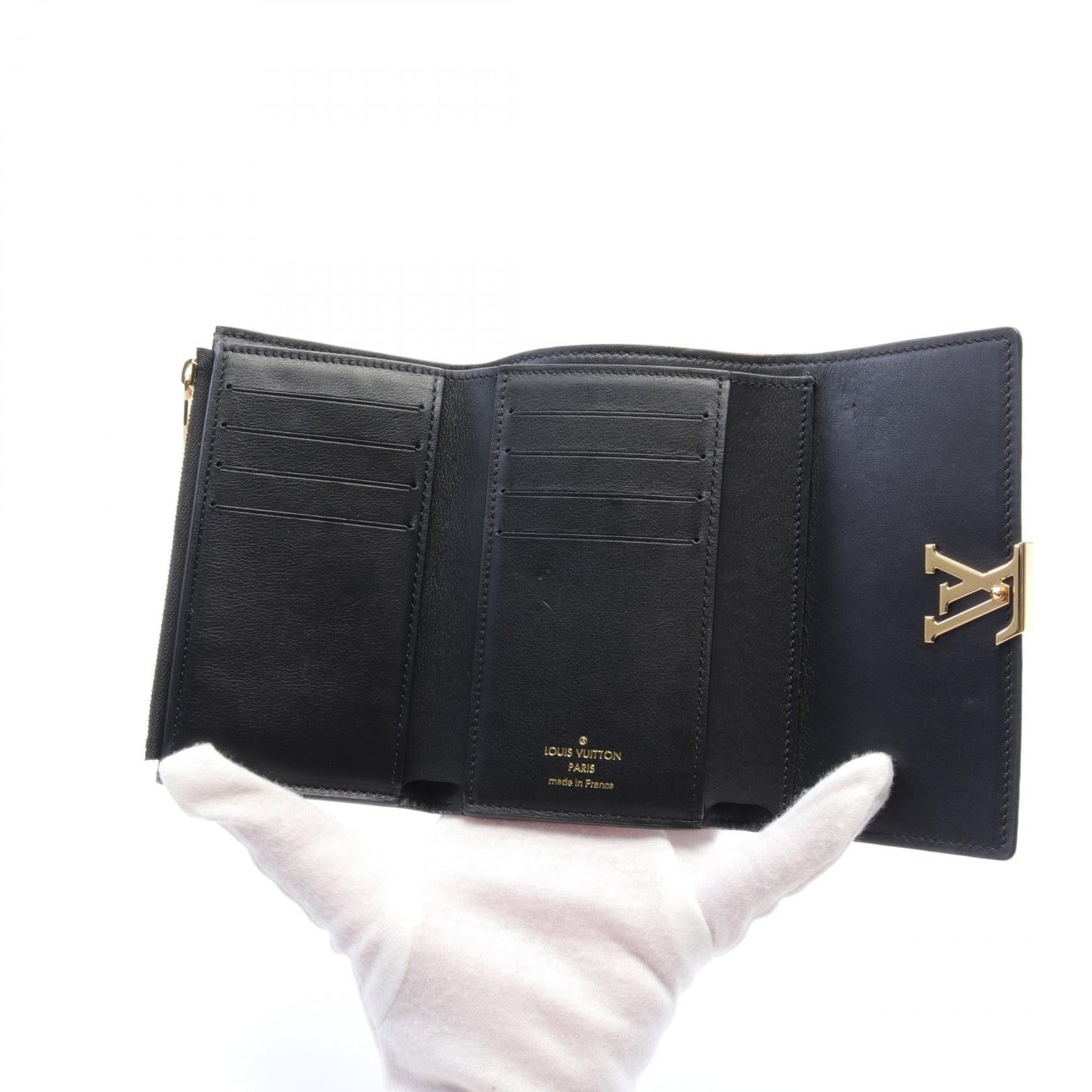 Louis Vuitton Taurillon Studded Sol Capucines Wallet Leather Short Wallet M62564 in Great Condition