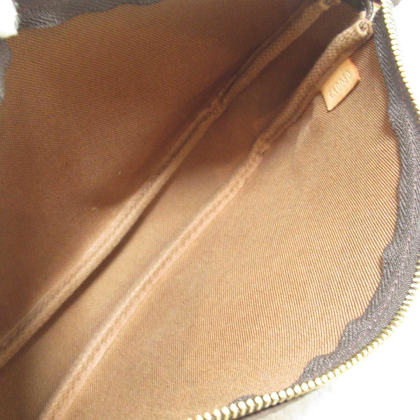 Louis Vuitton Pochette Accessoire Clutch M51980