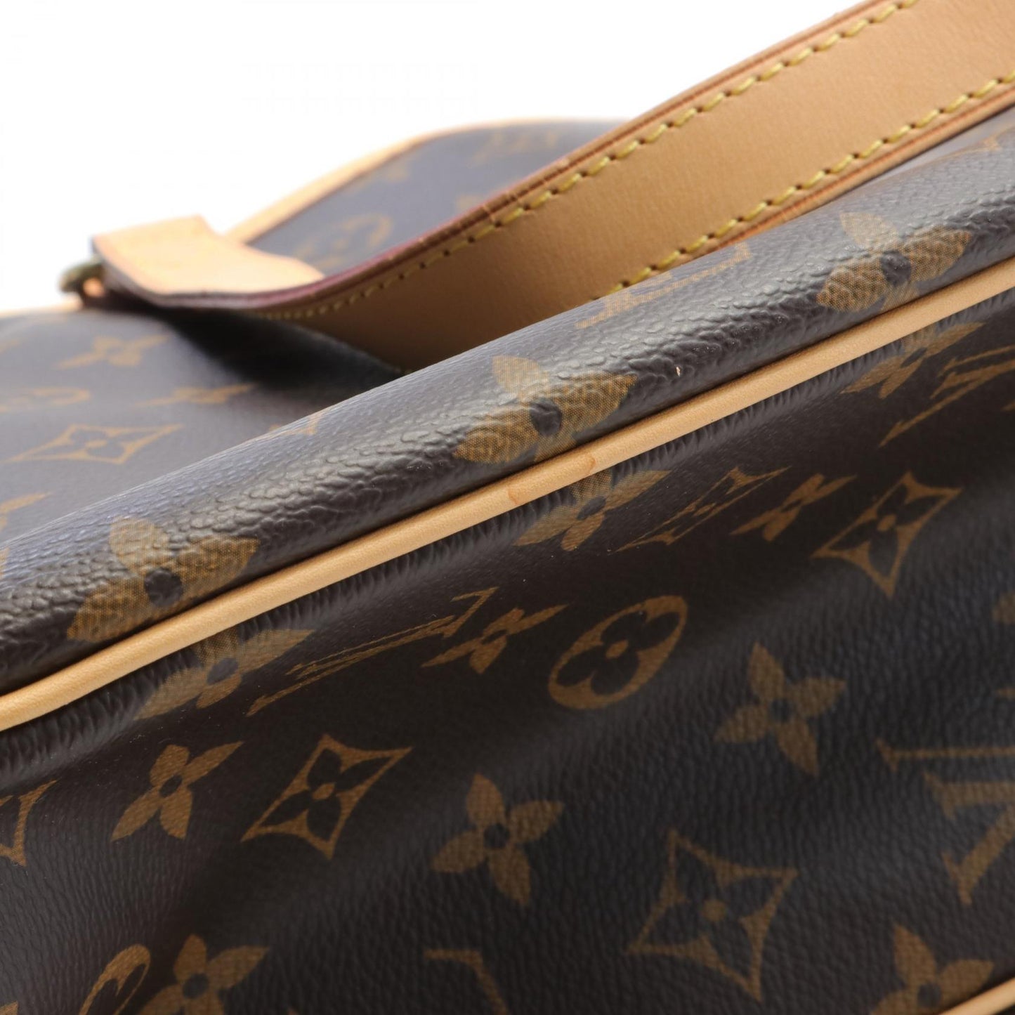 Louis Vuitton Batignolles Horizontal Shoulder Bag