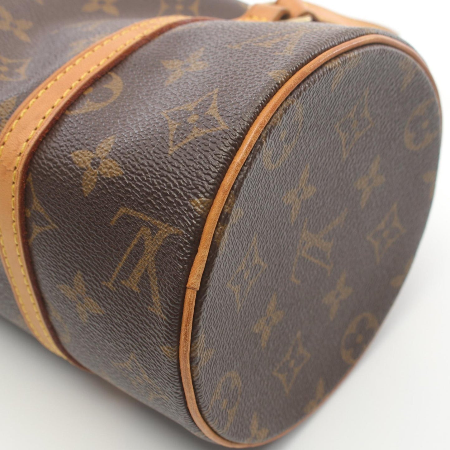 Louis Vuitton Papillon 26 Monogram Handbag M51386