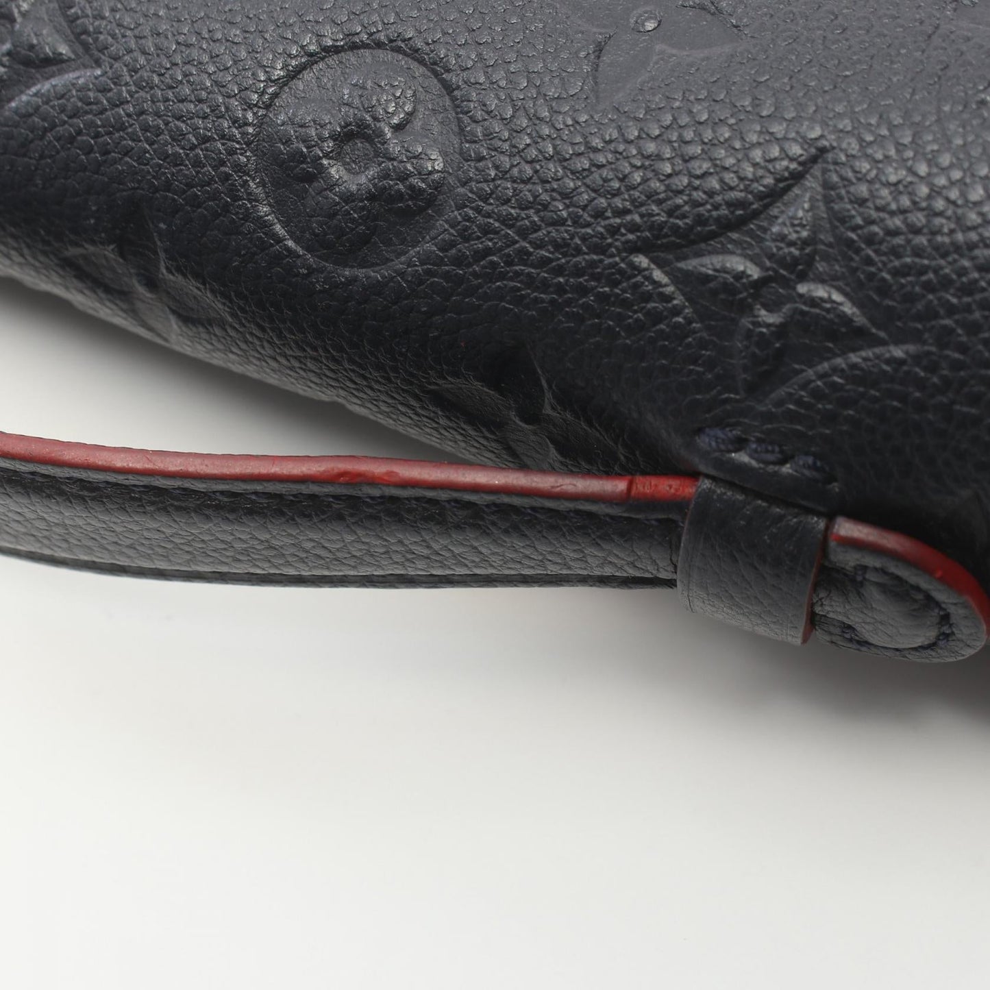Louis Vuitton Monogram Empreinte Leather Pochette Metis MM Handbag
