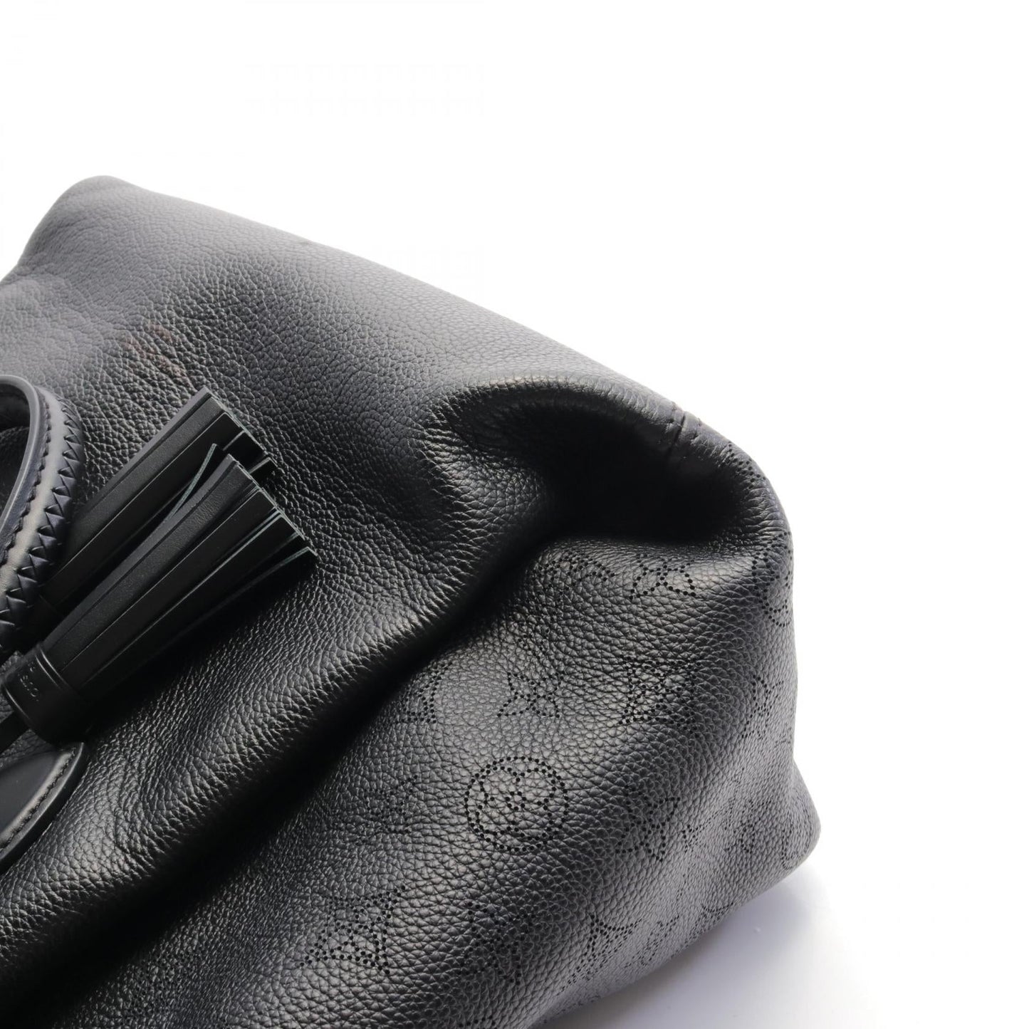 Louis Vuitton Mahina Noir Leather Handbag M55029