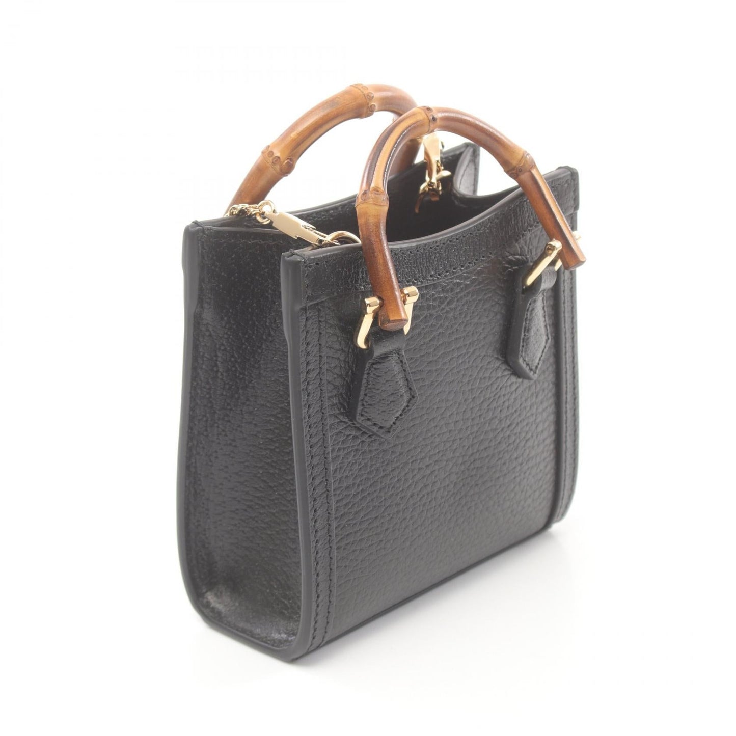 Luxury Gucci Trending 2025 Diana Super Mini Leather Handbag