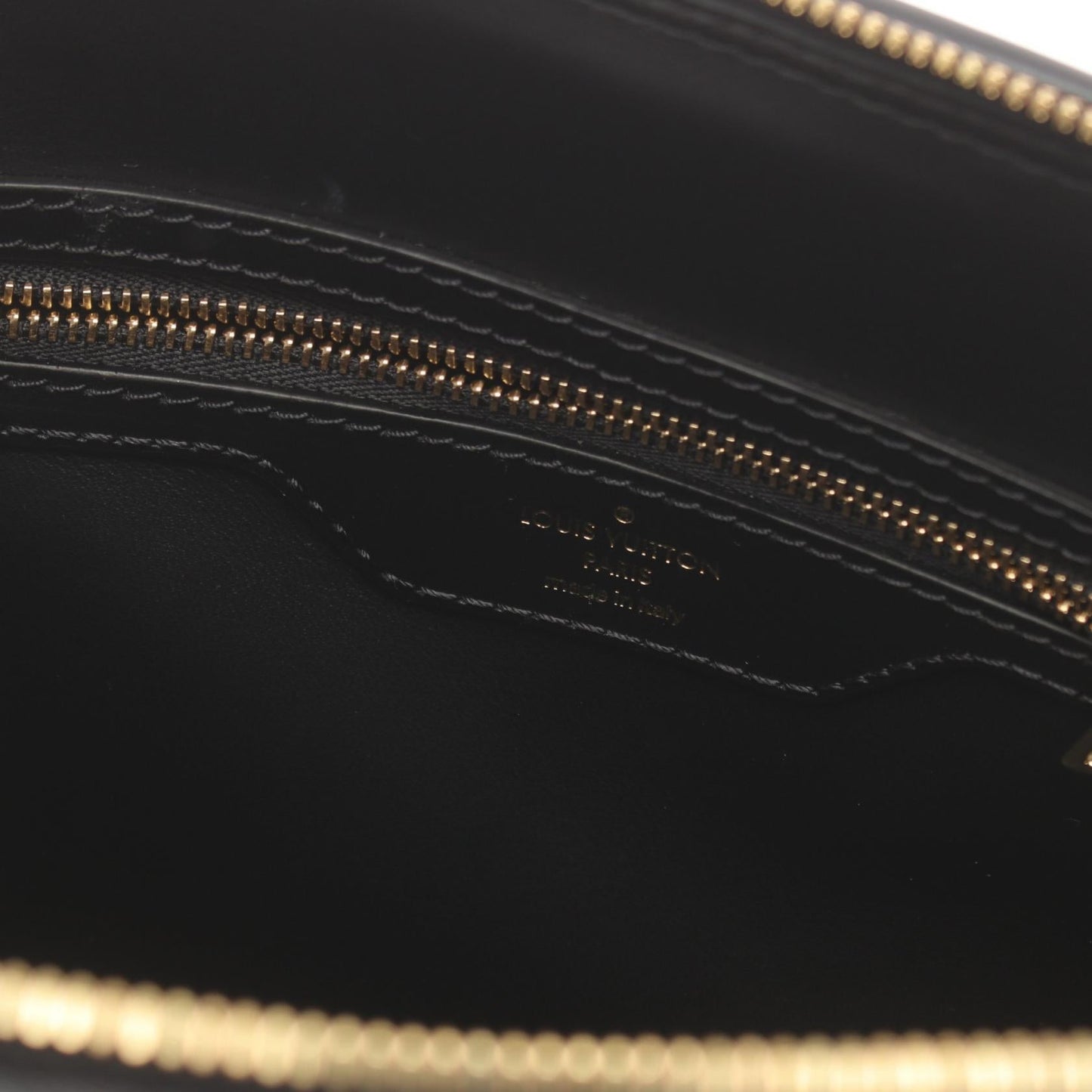 Louis Vuitton Alma PM Leather Handbag M23688