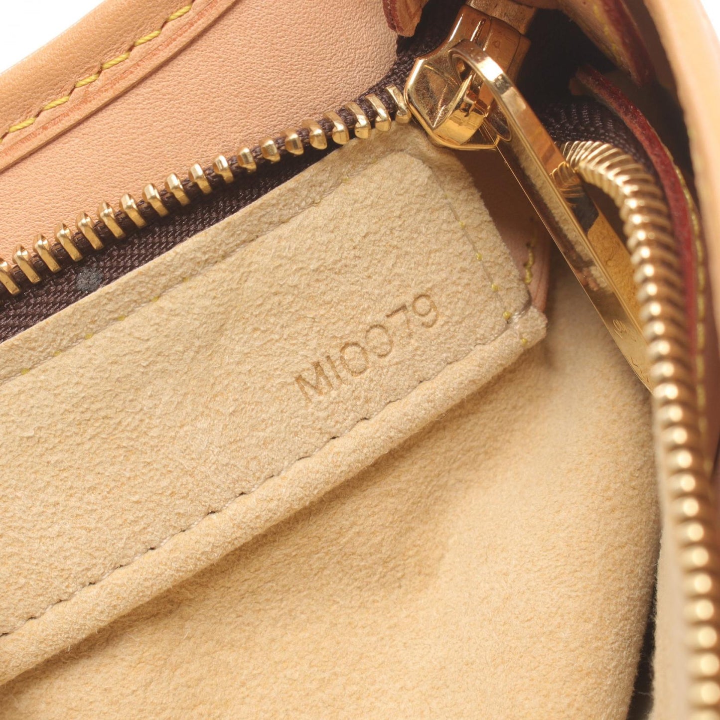 Louis Vuitton Boetie MM Shoulder Bag Monogram