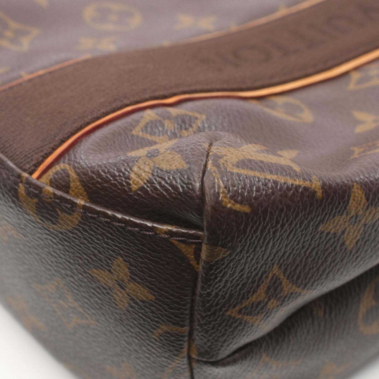 Louis Vuitton Cabas Beaubourg Tote Bag M53013