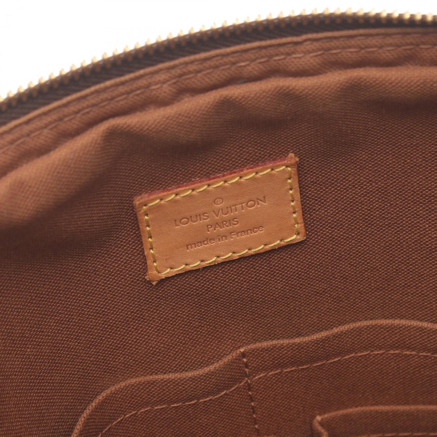 Louis Vuitton Trotter Beaubourg Shoulder Bag Brown M97037