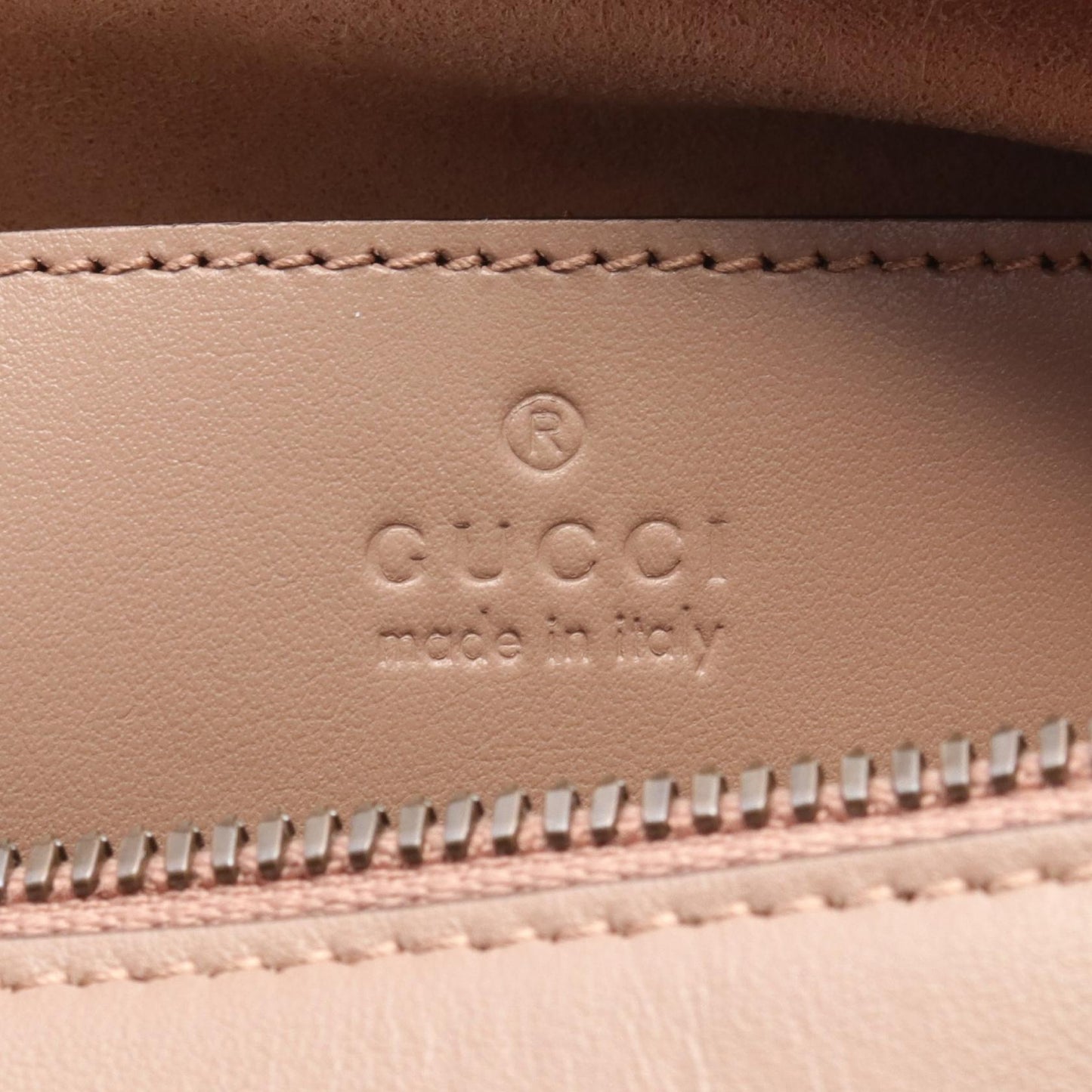 Luxury Gucci Trending 2025 GG Marmont Small Top Handle Bag
