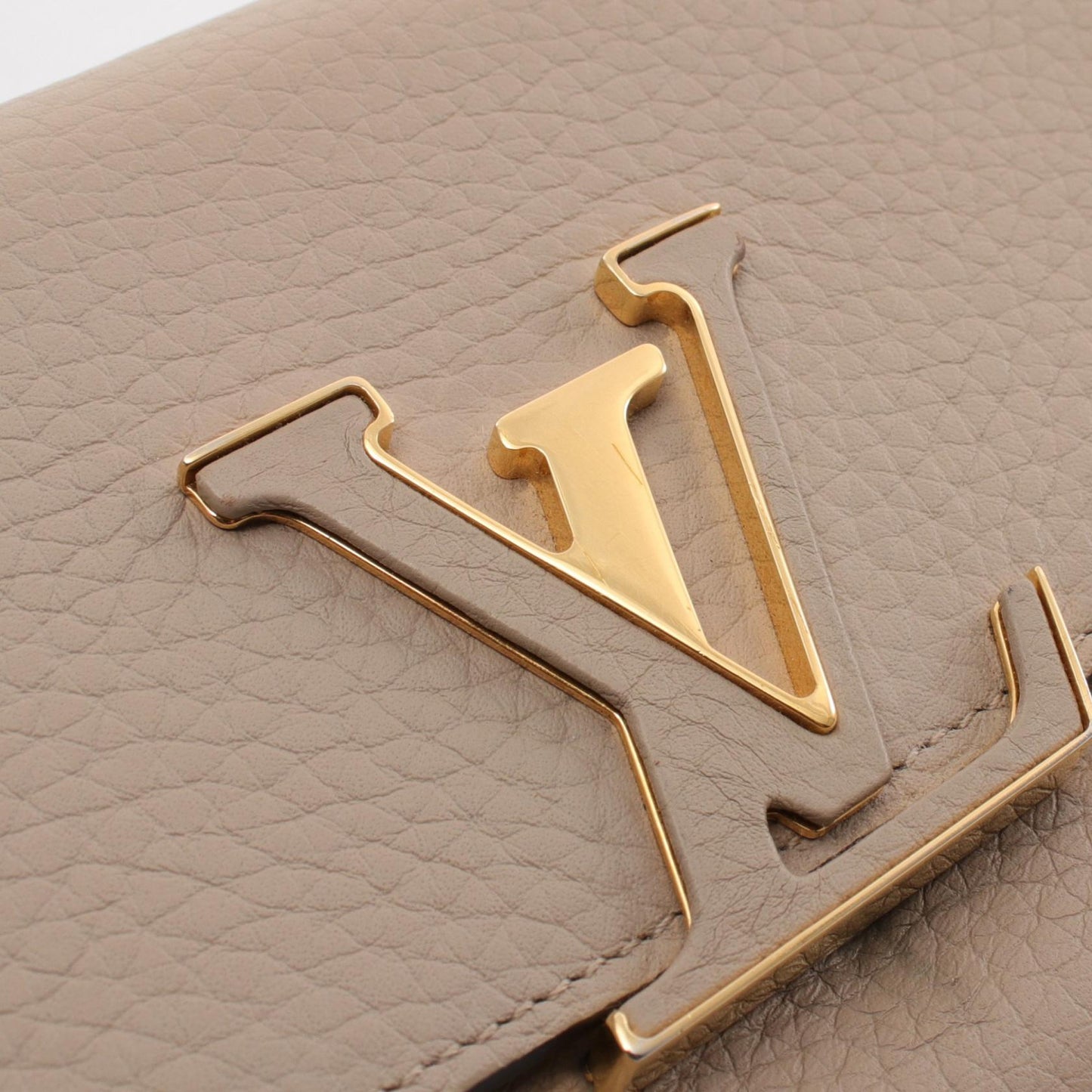 Louis Vuitton Capucines Wallet Beige M61249