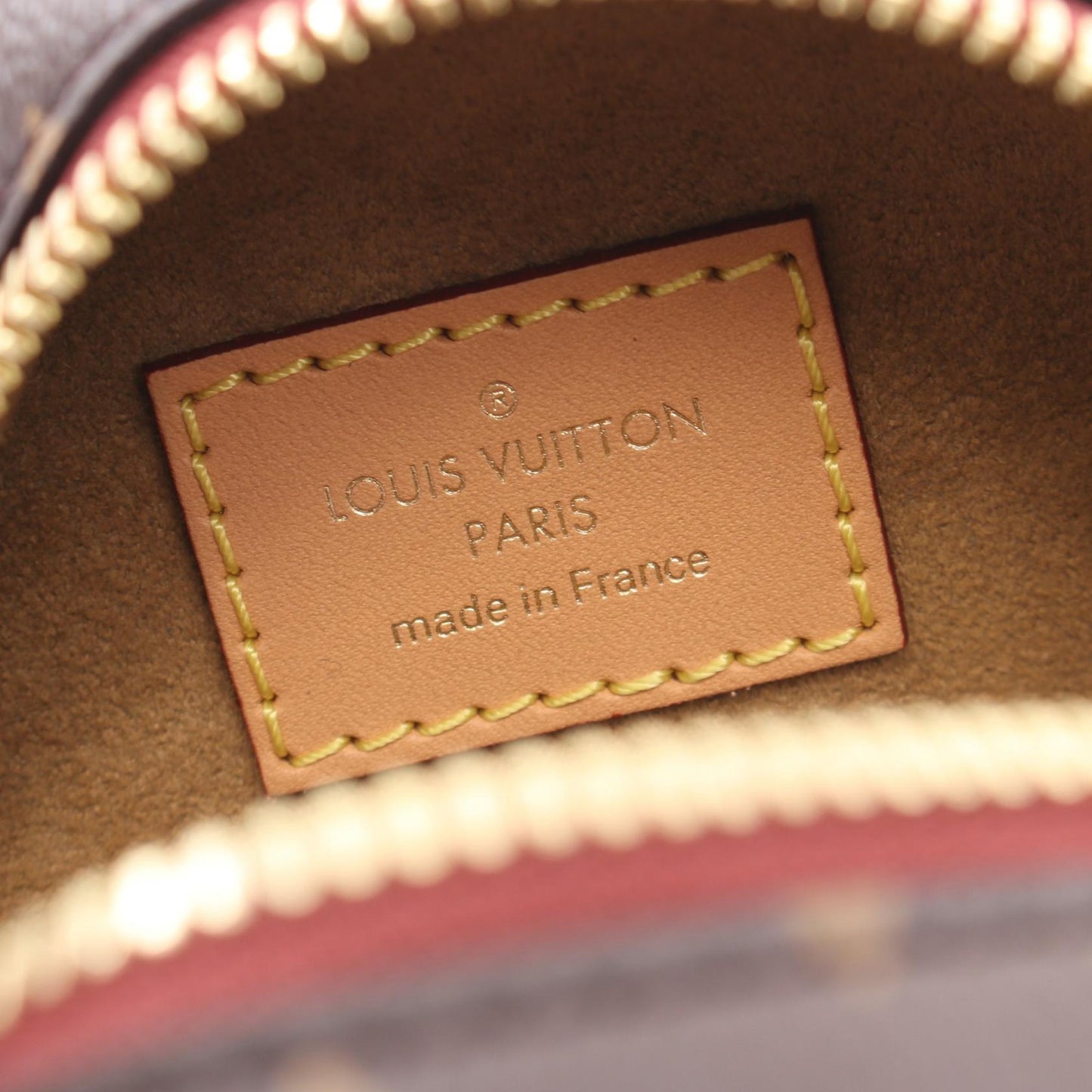 Louis Vuitton Boite Chapeau Souple PM Shoulder Bag M45578