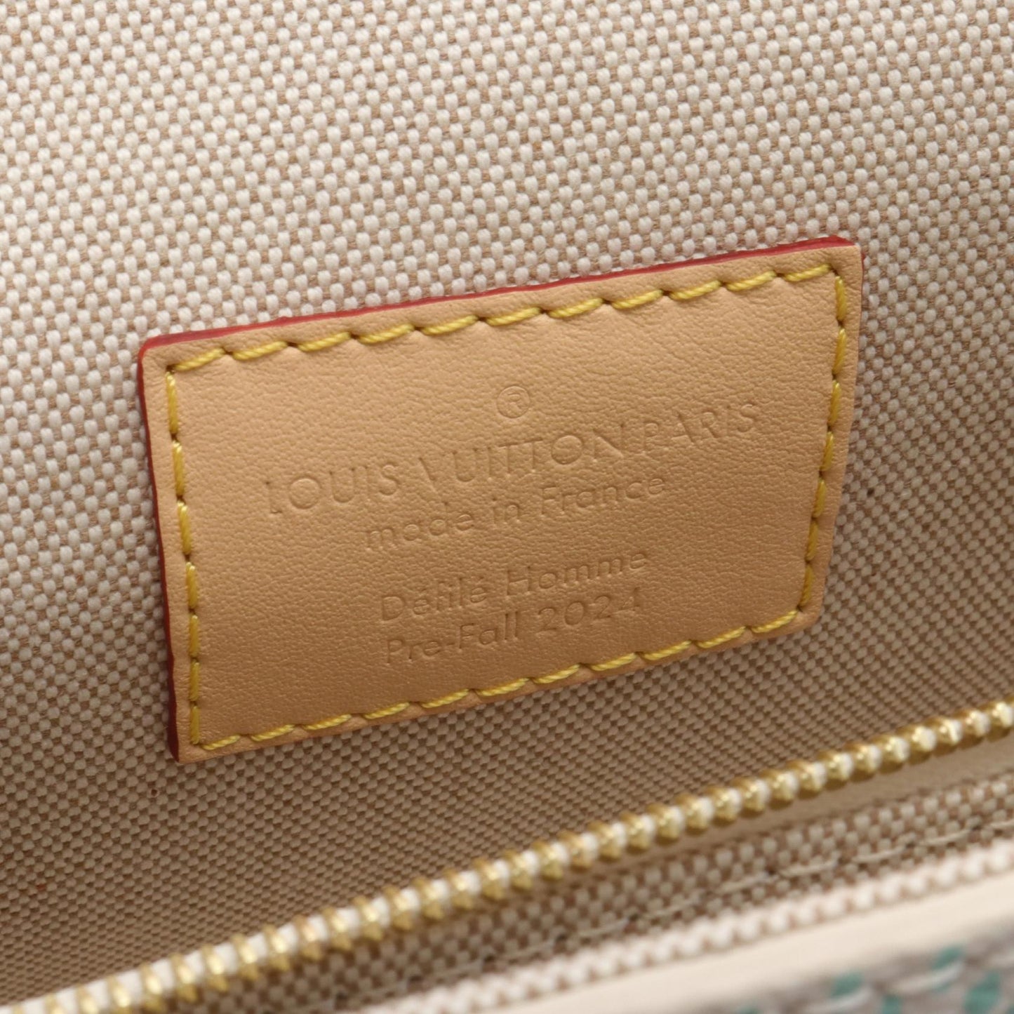 Louis Vuitton Damier Heritage Steamer Wearable Wallet Shoulder Bag