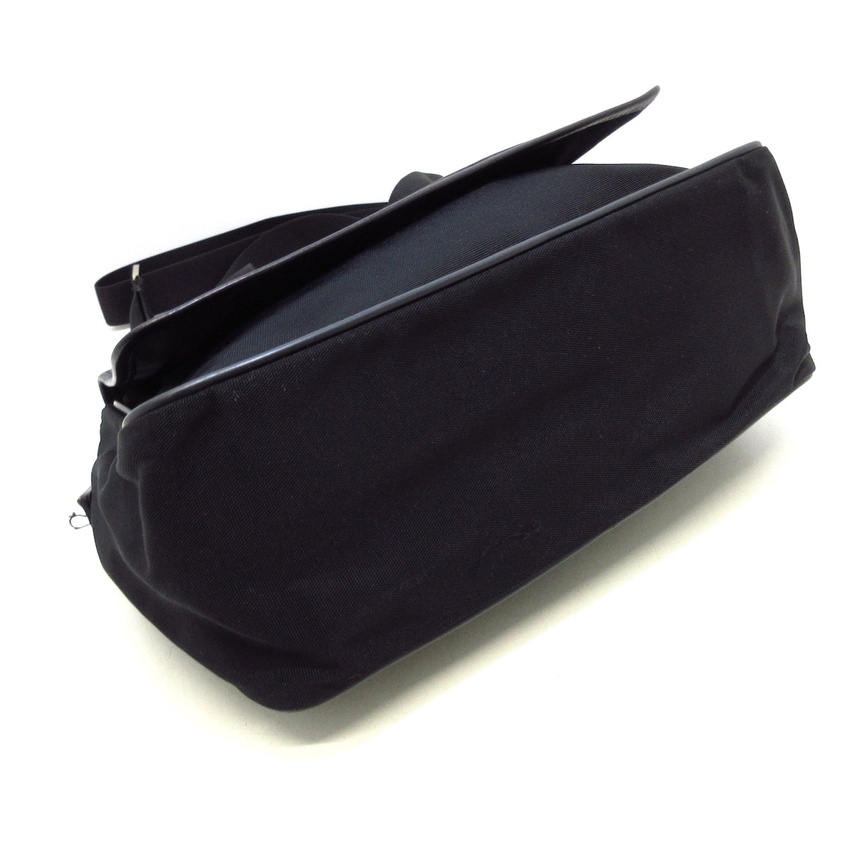 Gucci  Synthetic Shoulder Bag ()