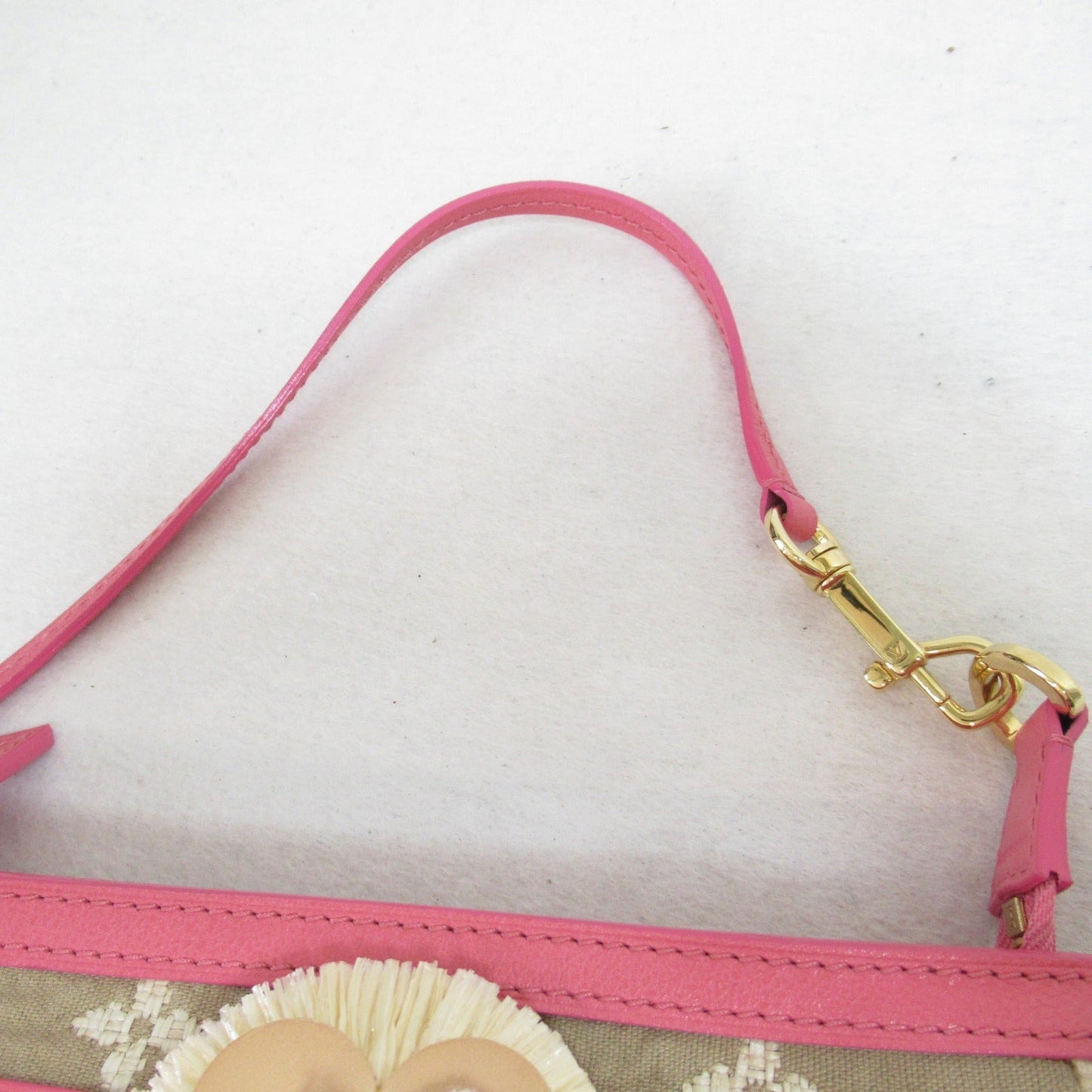 Louis Vuitton Pochette Accessoires Clutch Pink M93069