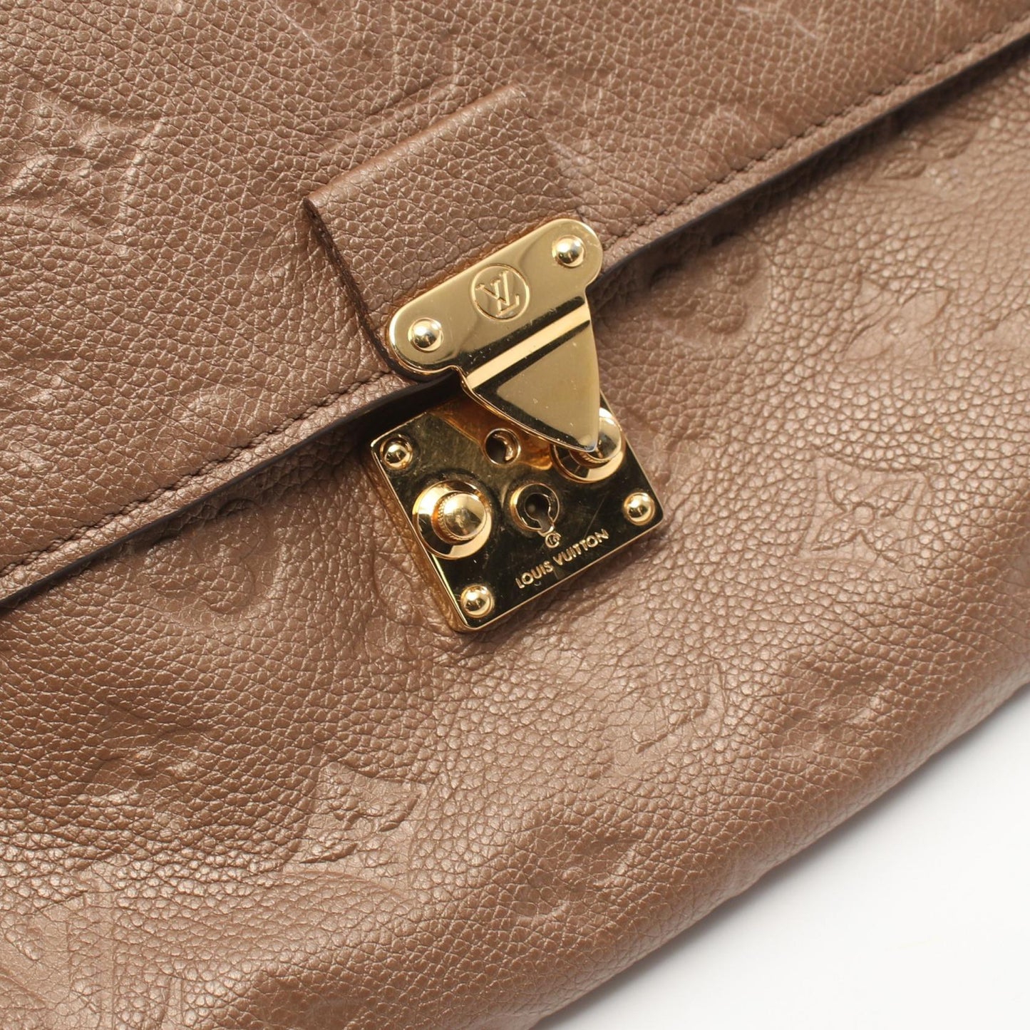 Louis Vuitton Fascinante Shoulder Bag M40901