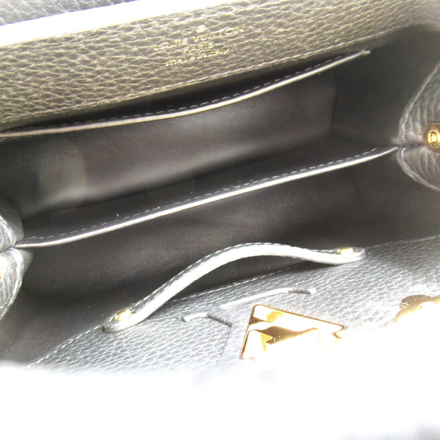 Louis Vuitton Capucines Mini 2way Bag M56669