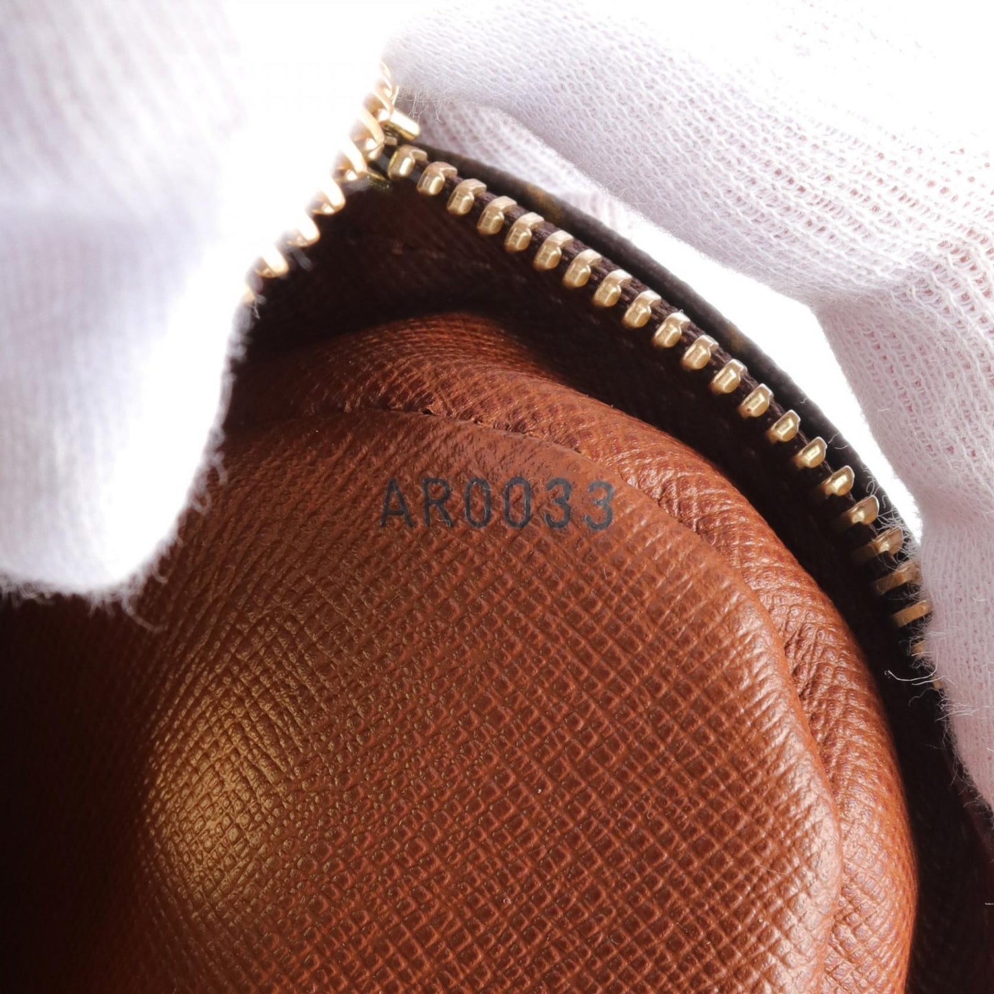 Louis Vuitton Nile Monogram Shoulder Bag M45244