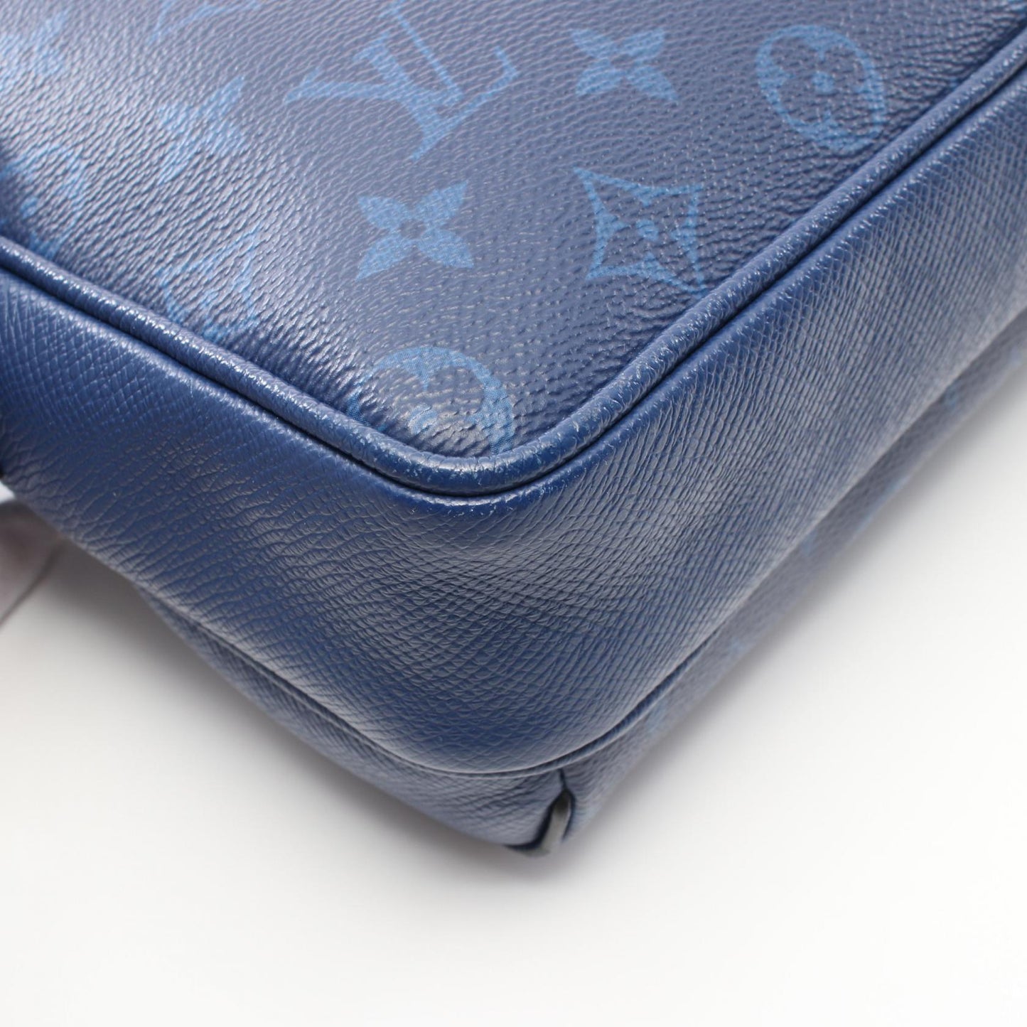 Louis Vuitton Taigarama Outdoor Messenger Bag M30242