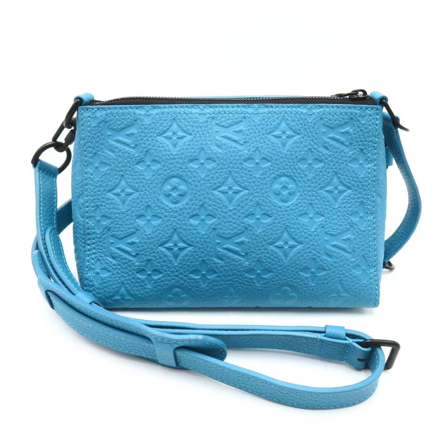 Louis Vuitton Triangle Messenger Bag M55925