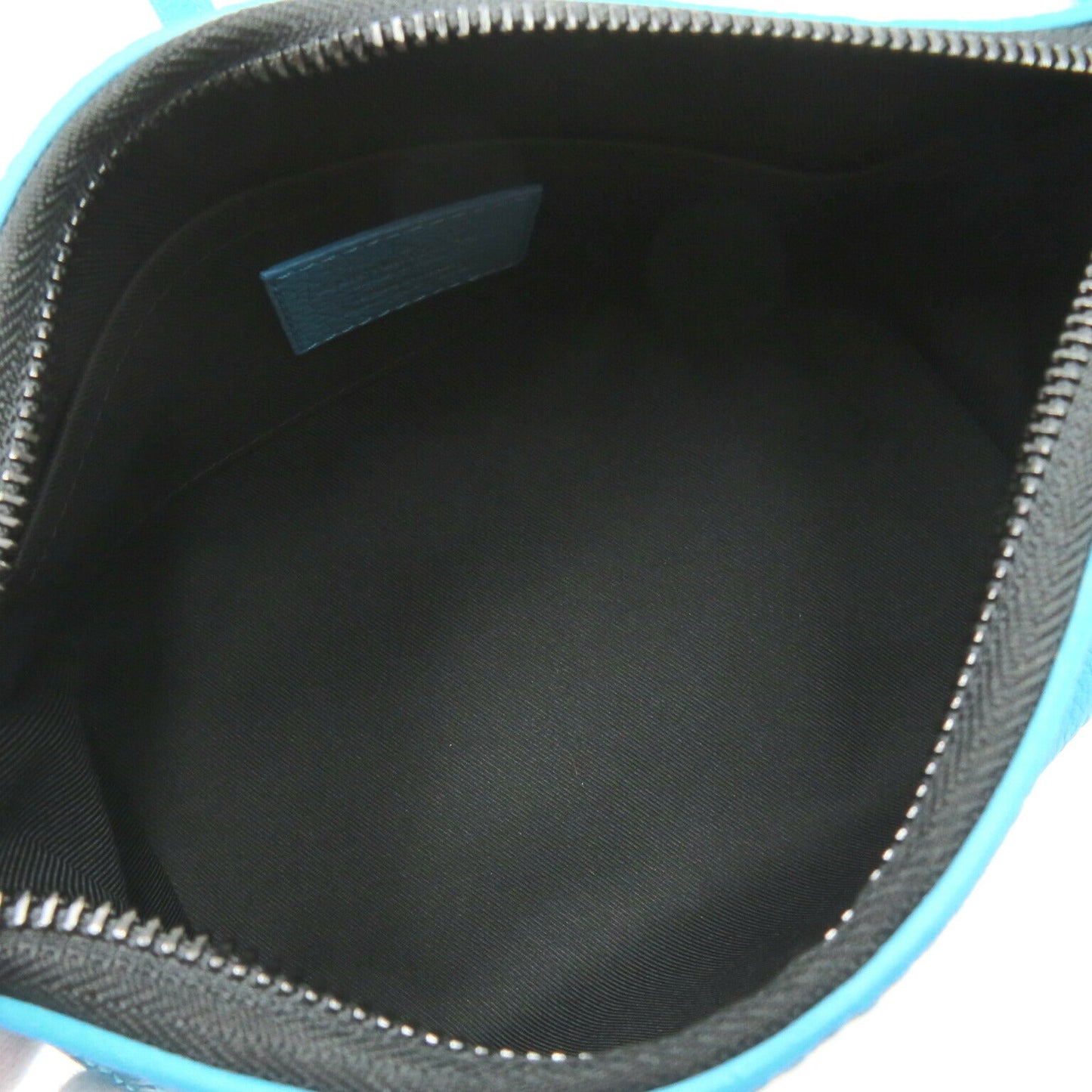 Louis Vuitton Triangle Messenger Bag M55925