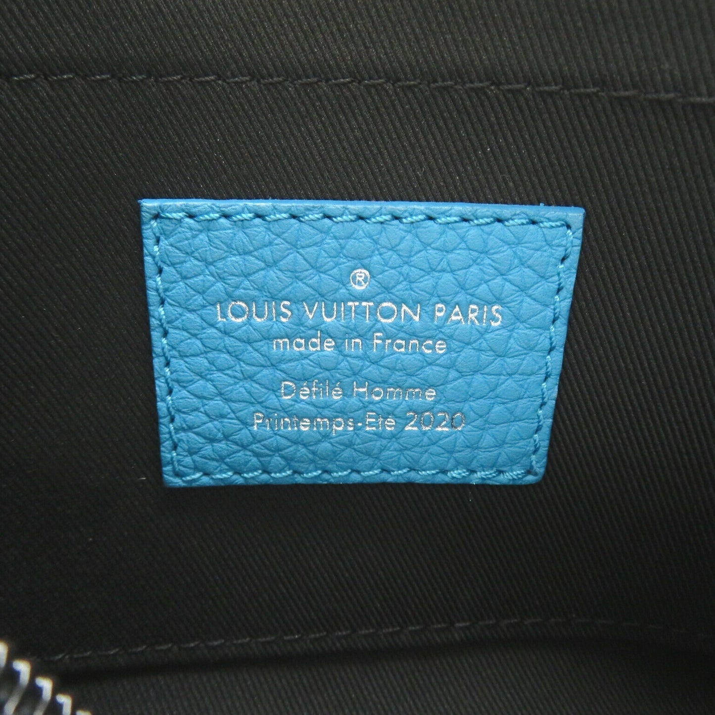 Louis Vuitton Triangle Messenger Bag M55925
