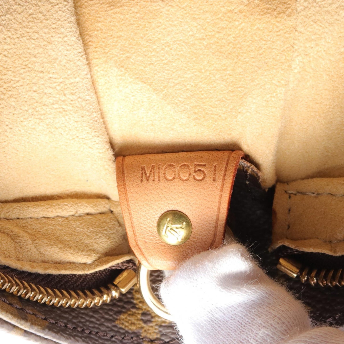 Louis Vuitton Looping GM Shoulder Bag Monogram