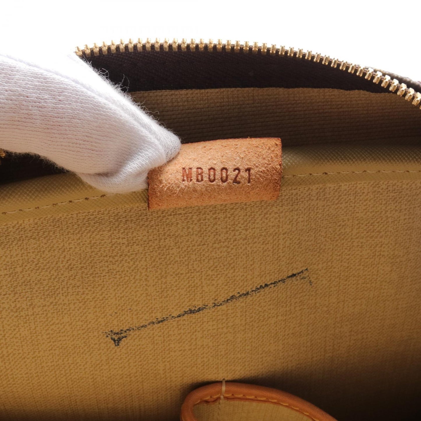 Louis Vuitton Monogram Handbag M47270