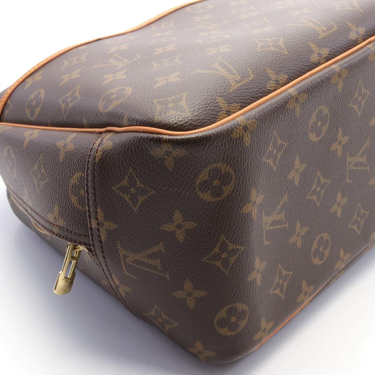 Louis Vuitton Monogram Handbag M47270