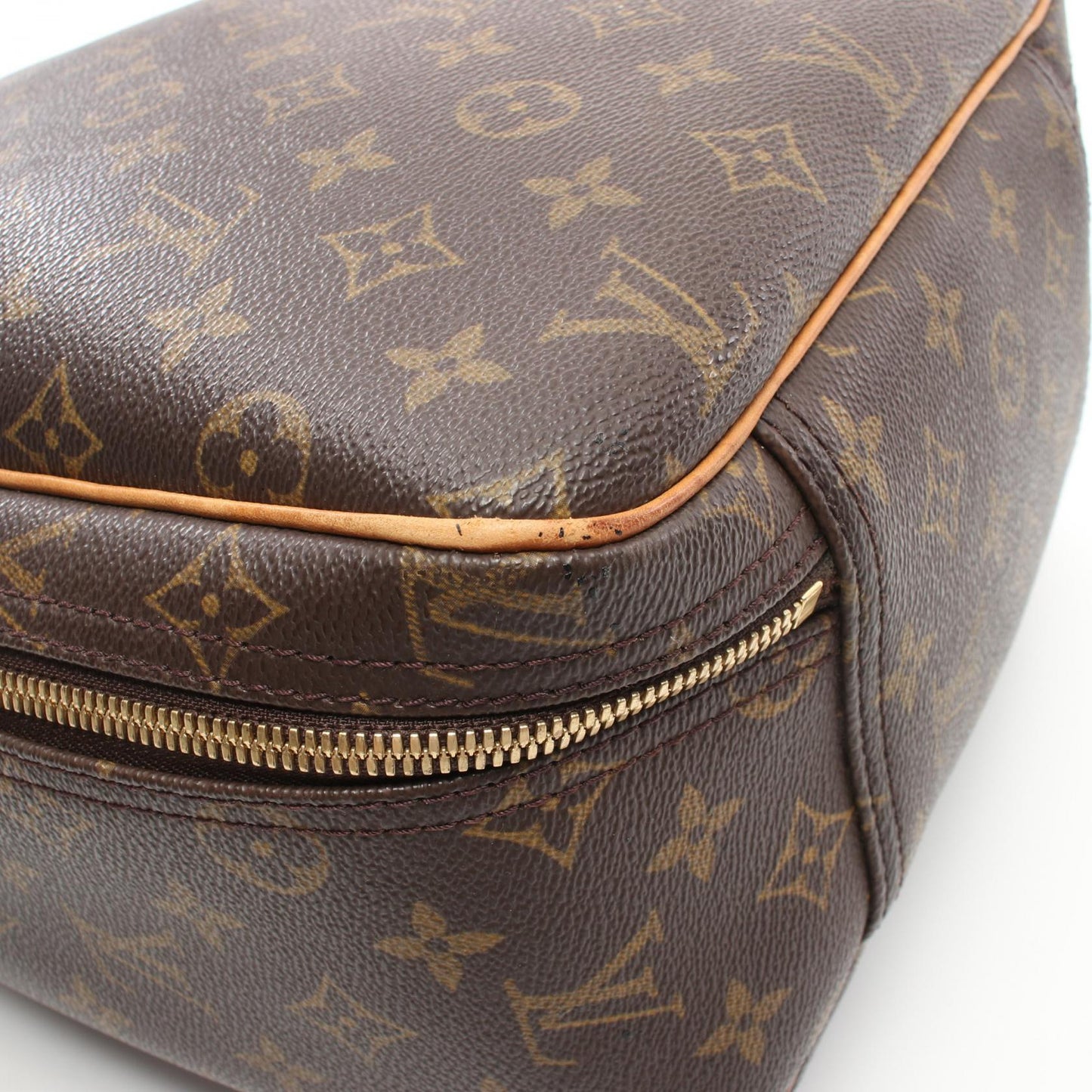 Louis Vuitton Excursion Handbag Monogram Brown