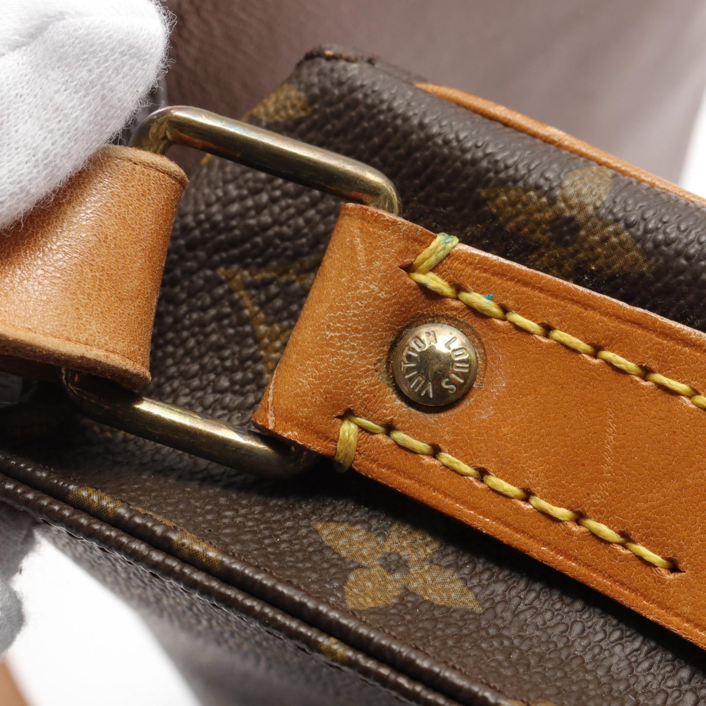 Louis Vuitton Cartouchiere MM Shoulder Bag Brown