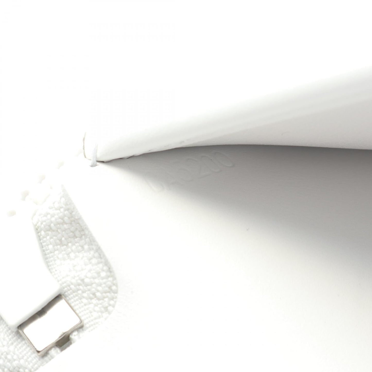 Louis Vuitton Zippy Wallet Vertical LV Friend M80337