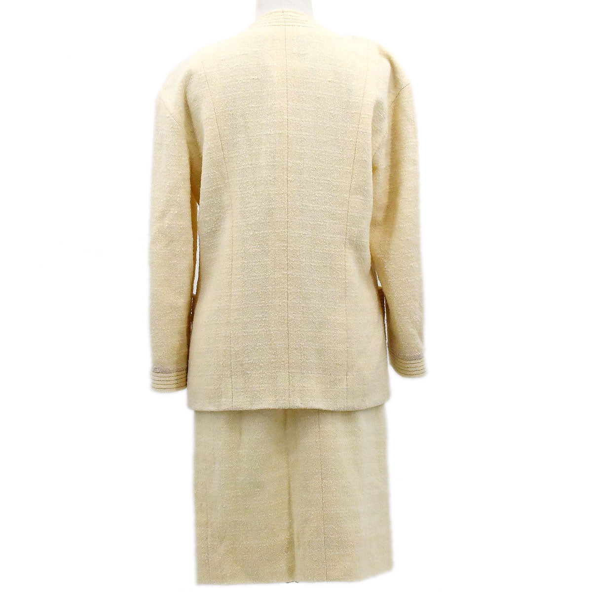 Luxury Chanel 1980s tweed skirt suit #36