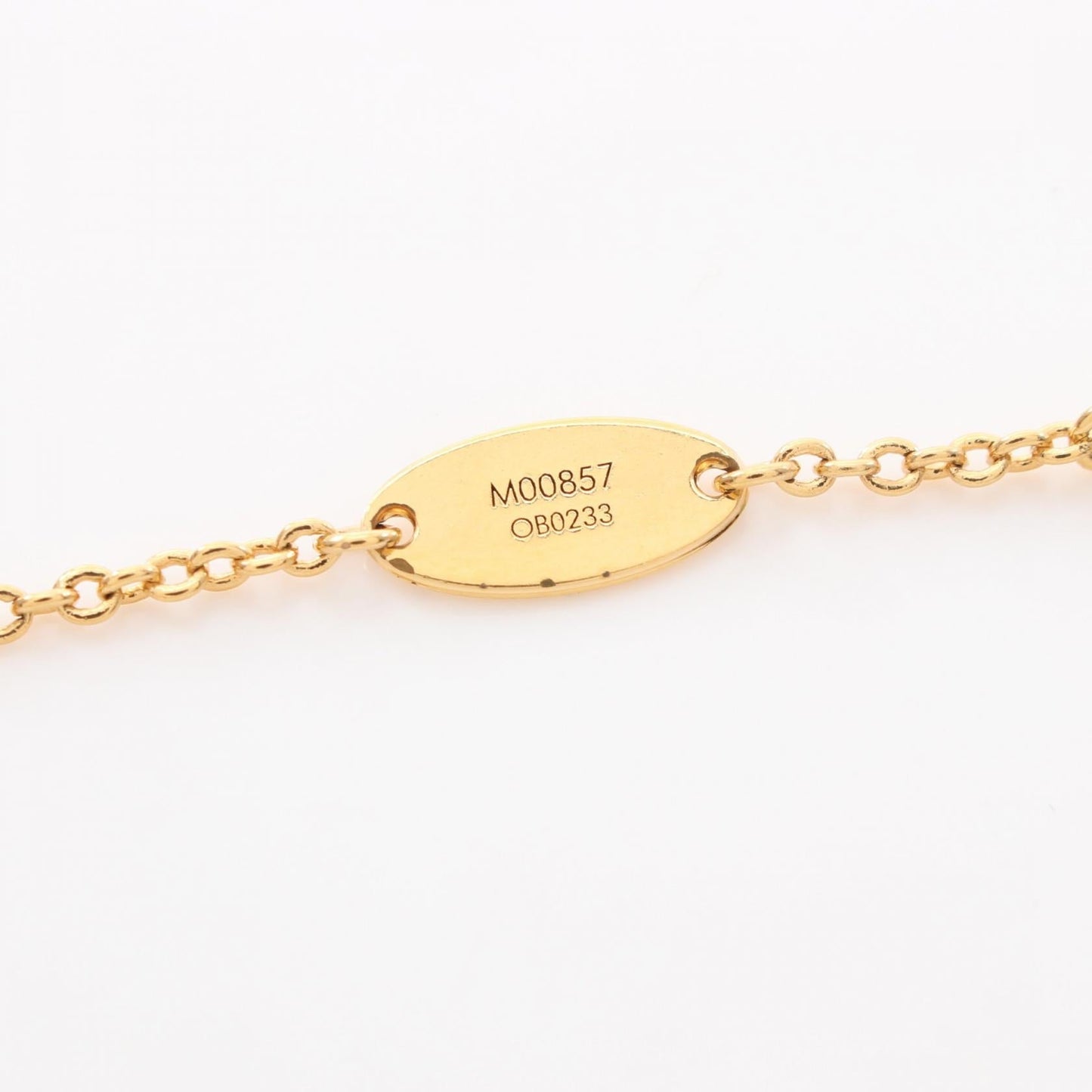 Louis Vuitton Essential V Necklace Gold M00857