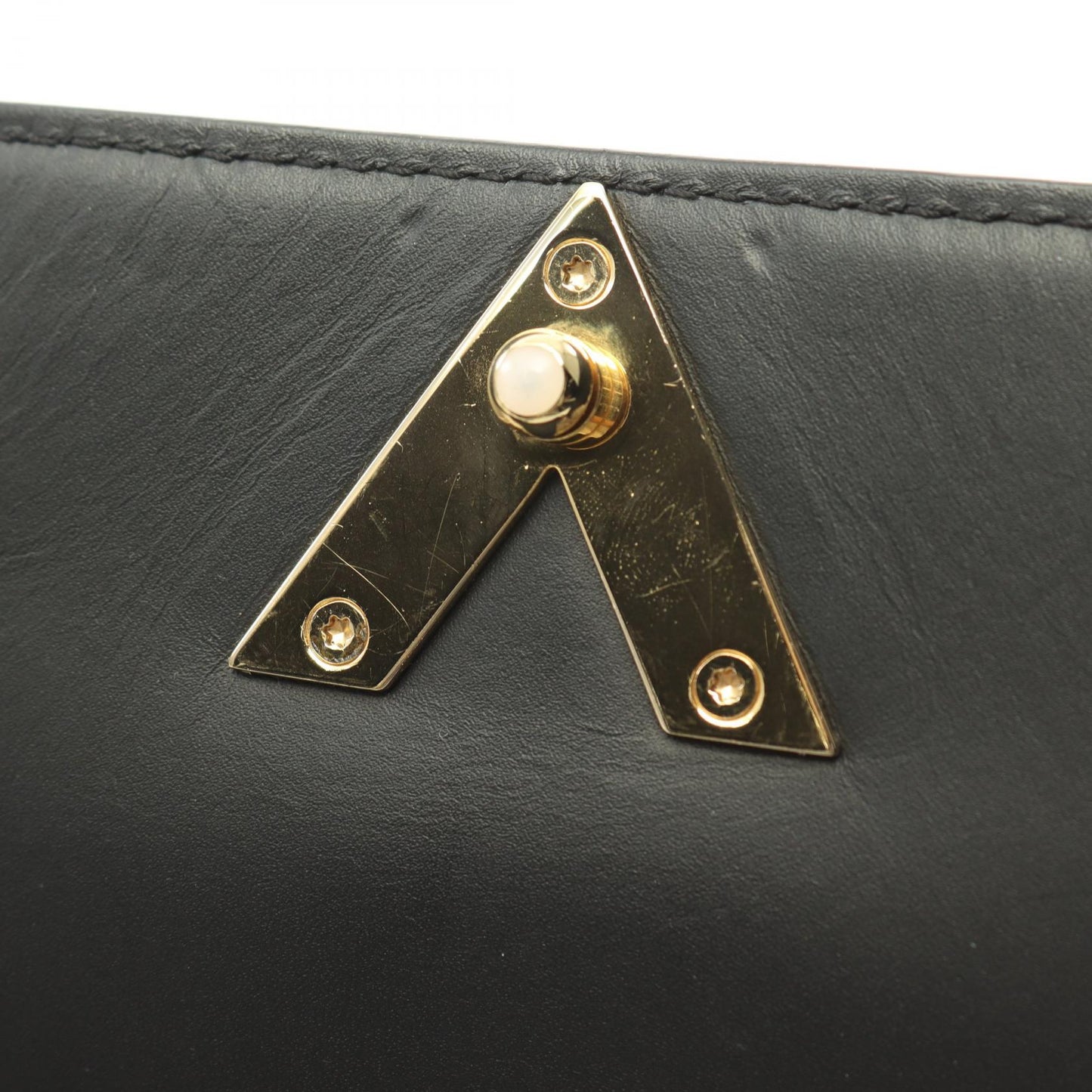 Louis Vuitton Very Leather Shoulder Bag M42899