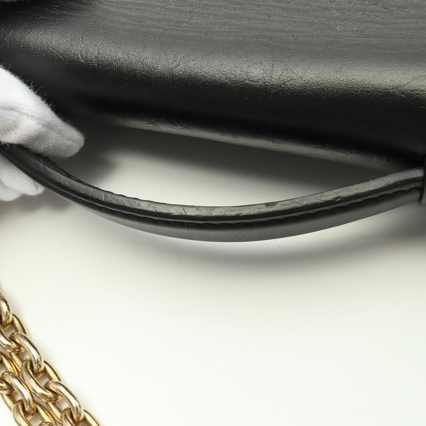 Louis Vuitton Very Leather Shoulder Bag M42899